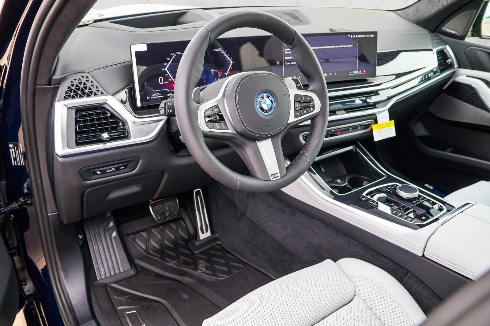 Thumbnail: 2026 BMW X5 - 3