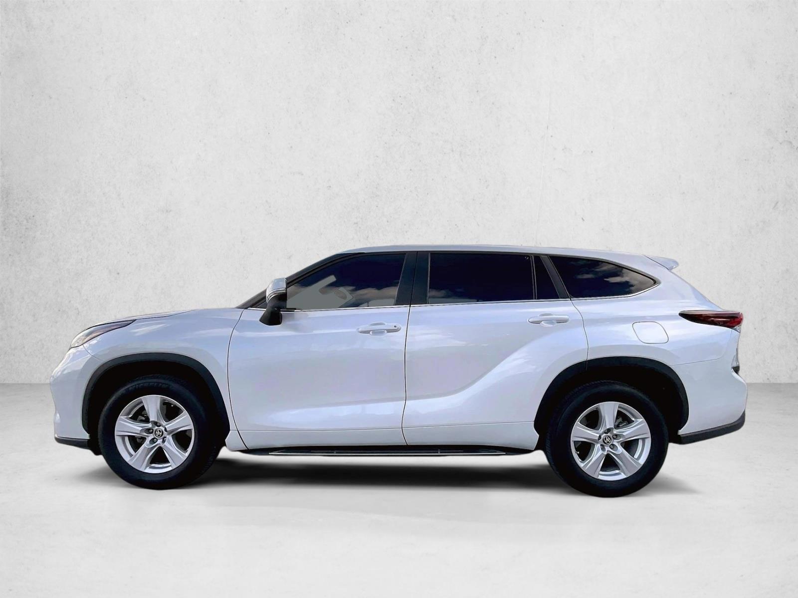 Thumbnail: 2024 Toyota Highlander - 2