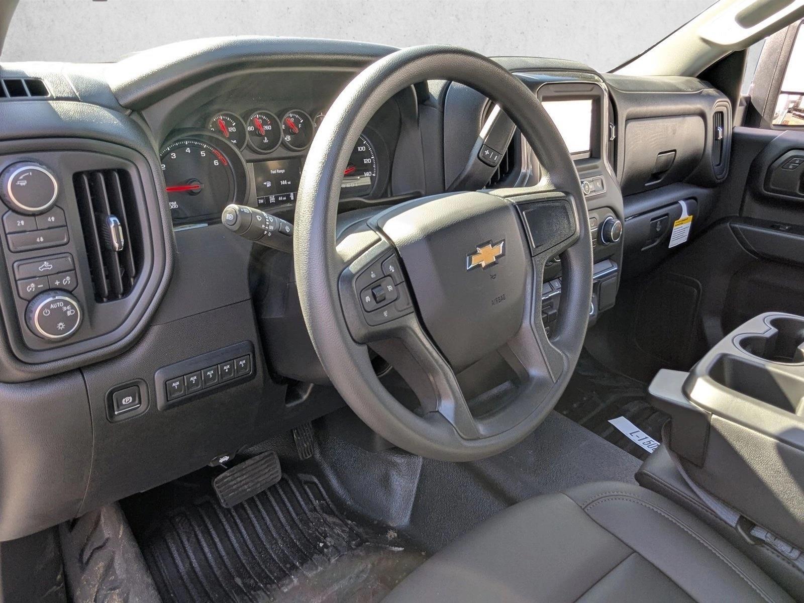 Thumbnail: 2025 Chevrolet Silverado 2500 - 3
