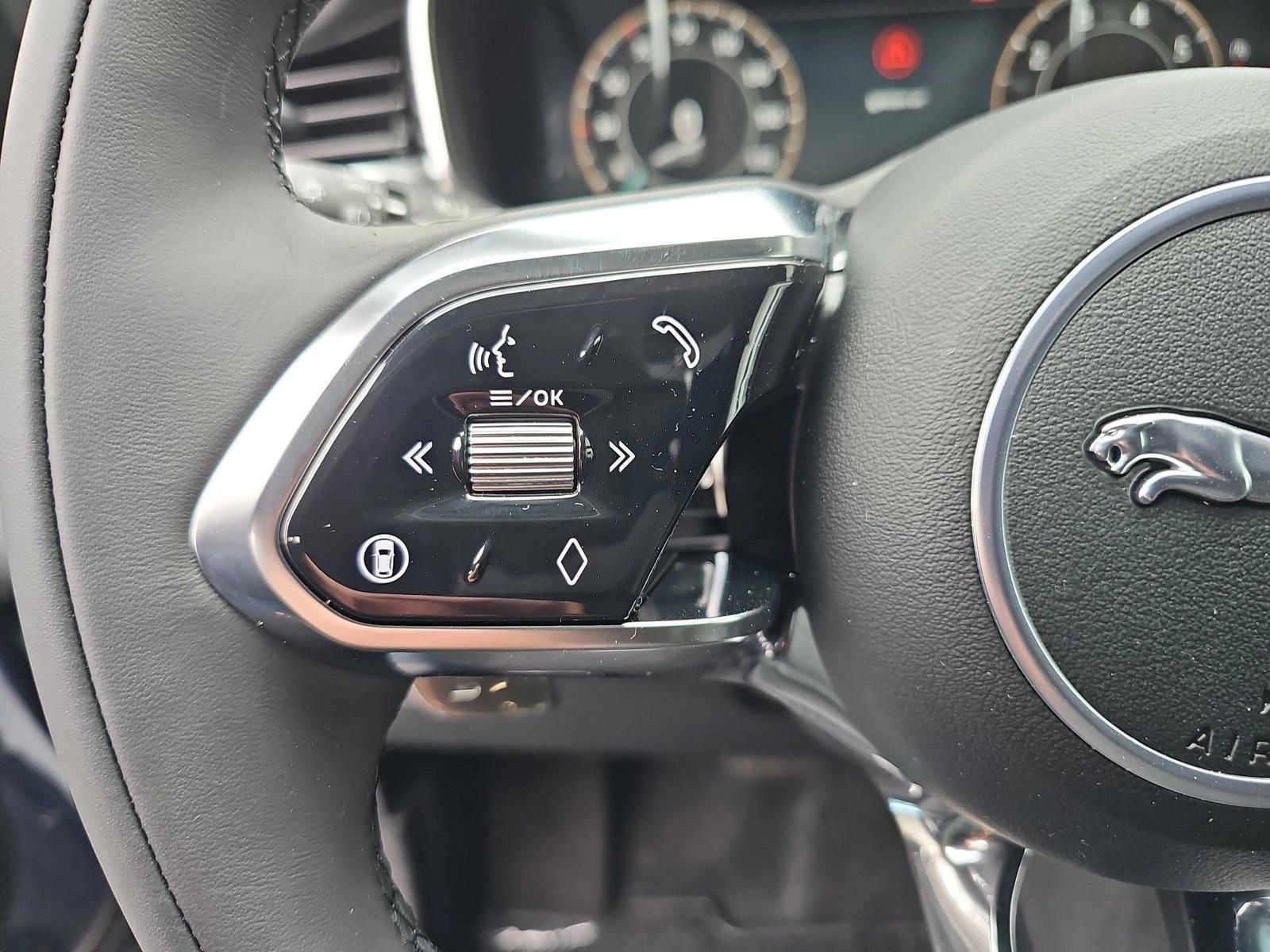 2026 Jaguar F-Pace R-Dynamic S - Photo 11