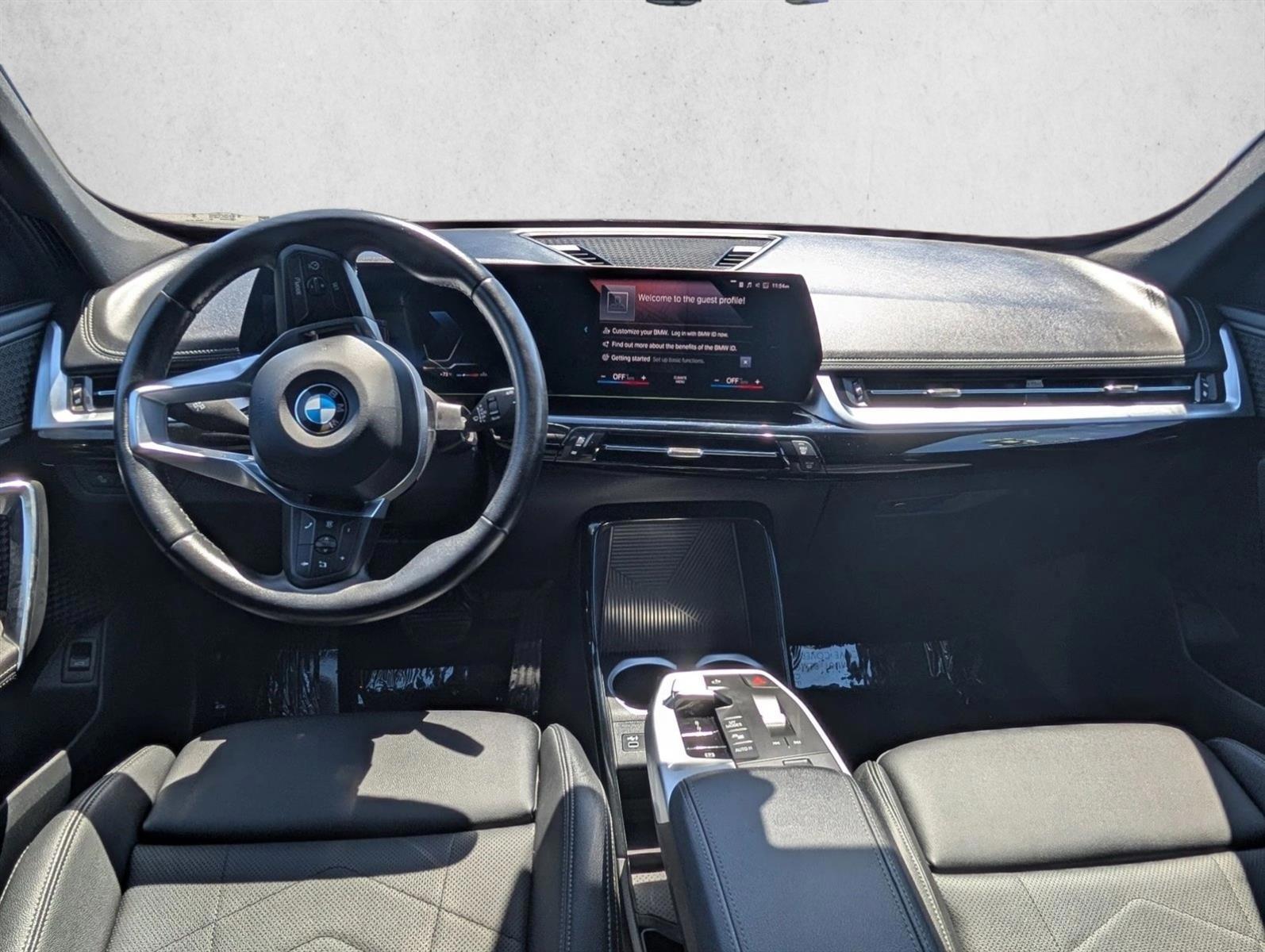 Thumbnail: 2026 BMW X1 - 4