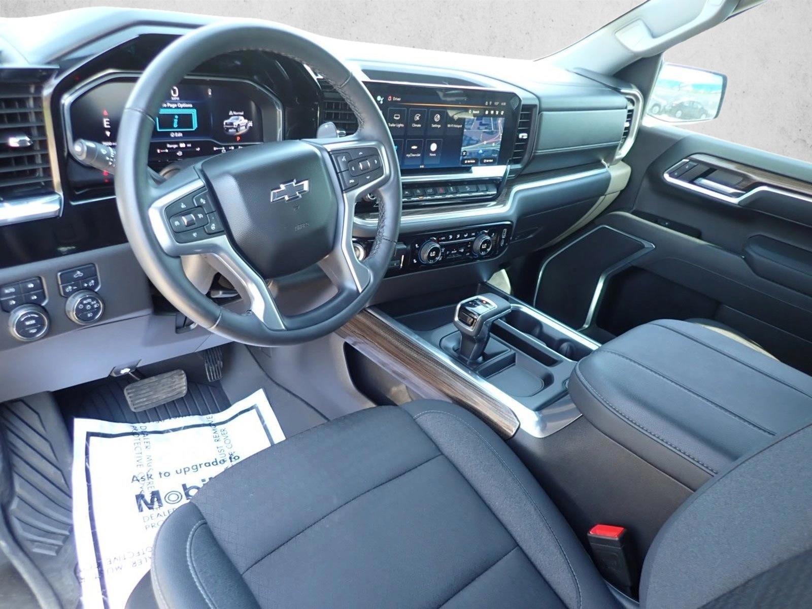 Thumbnail: 2025 Chevrolet Silverado 1500 - 3