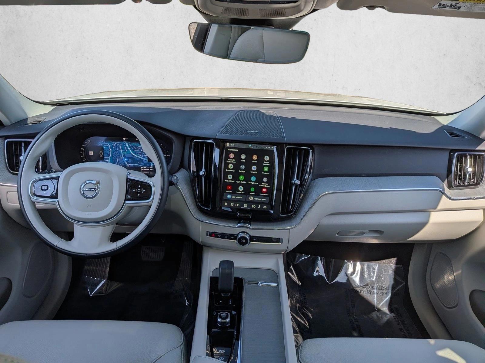 Thumbnail: 2024 Volvo XC60 - 4