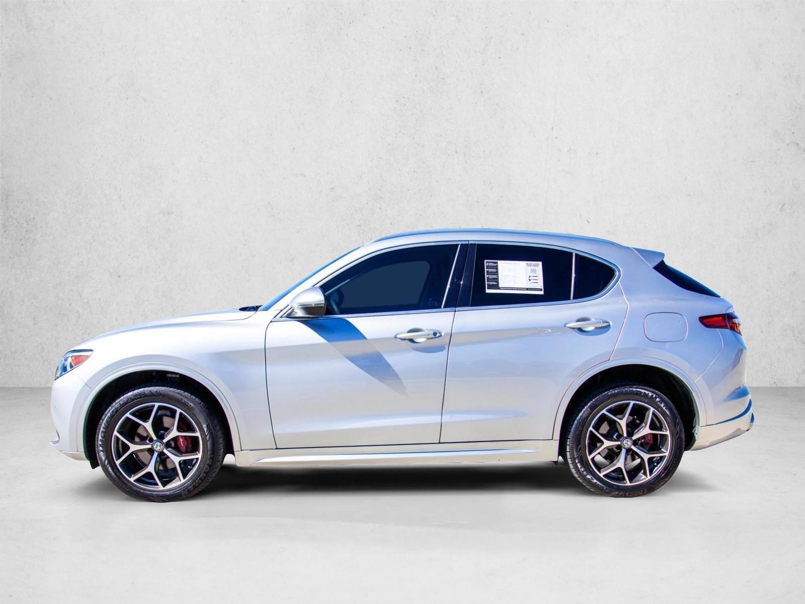 Thumbnail: 2020 Alfa Romeo Stelvio - 2