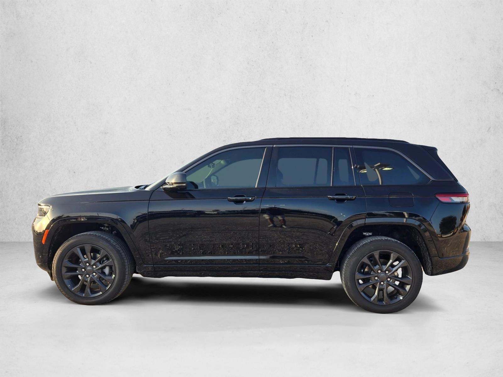 Thumbnail: 2026 Jeep Grand Cherokee - 2