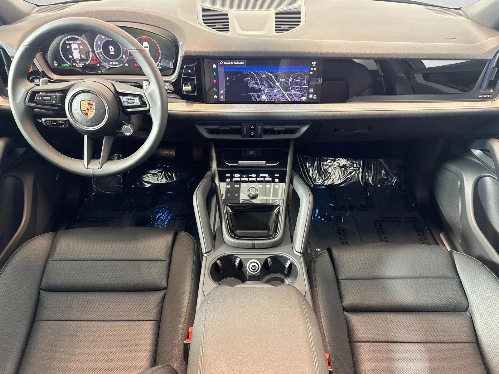 Thumbnail: 2026 Porsche Cayenne - 4