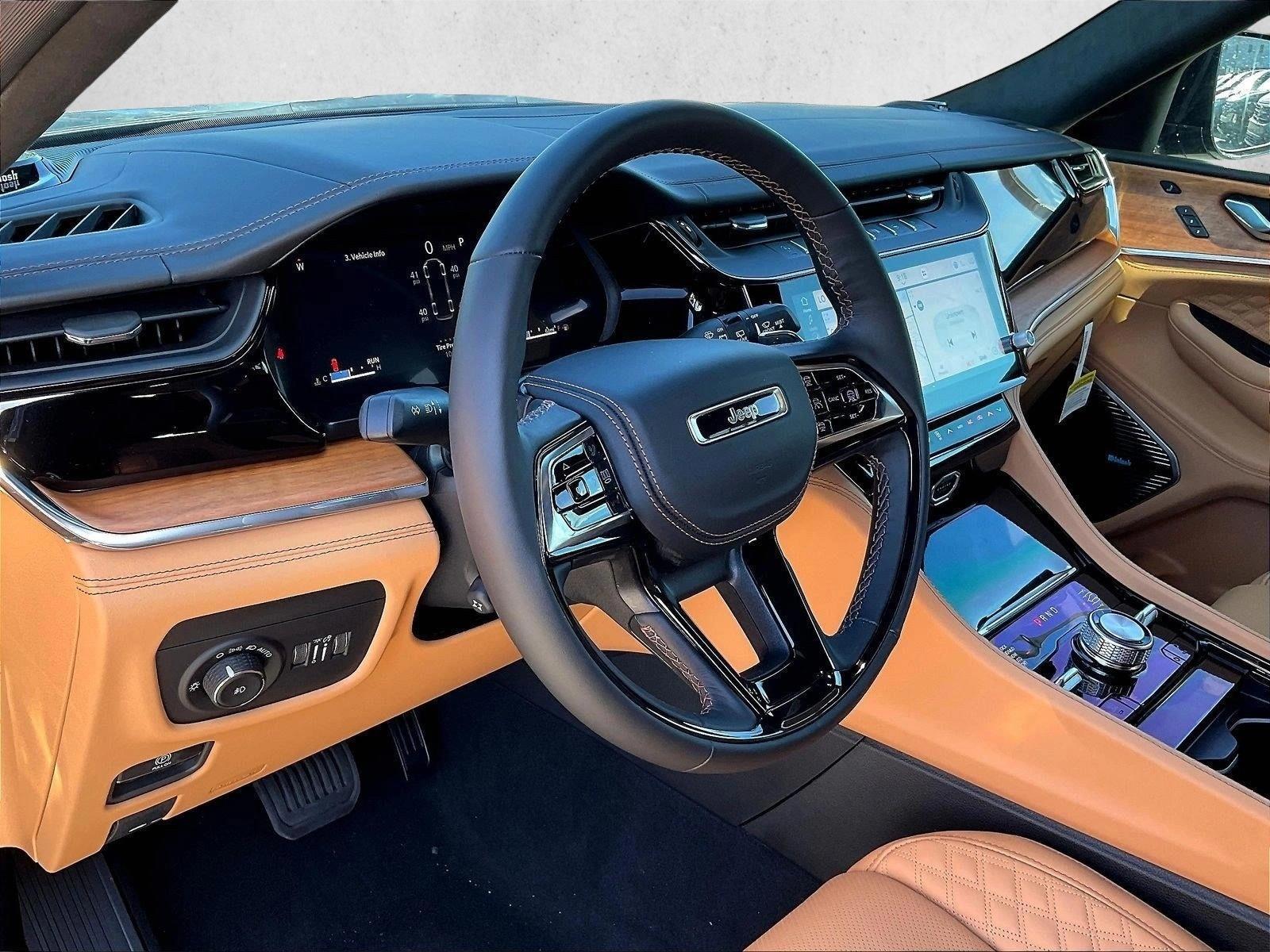 Thumbnail: 2026 Jeep Grand Cherokee L - 4