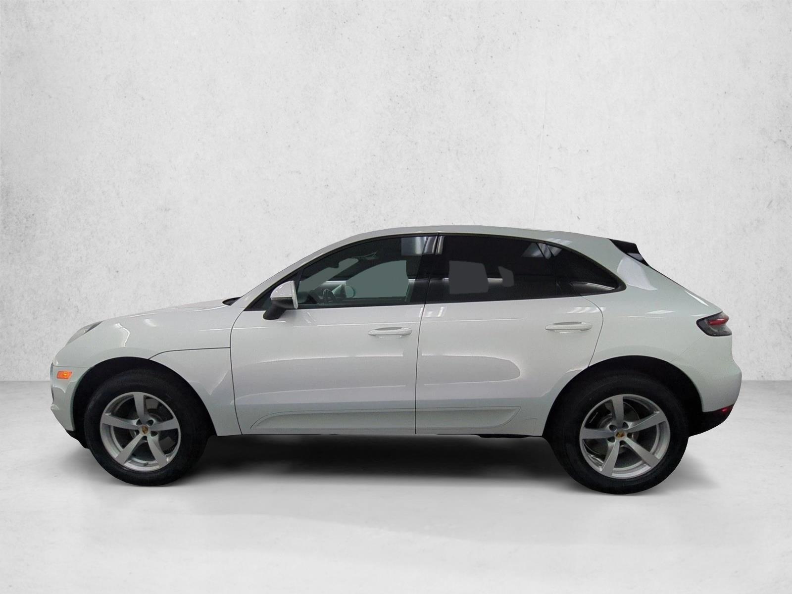 Thumbnail: 2020 Porsche Macan - 2