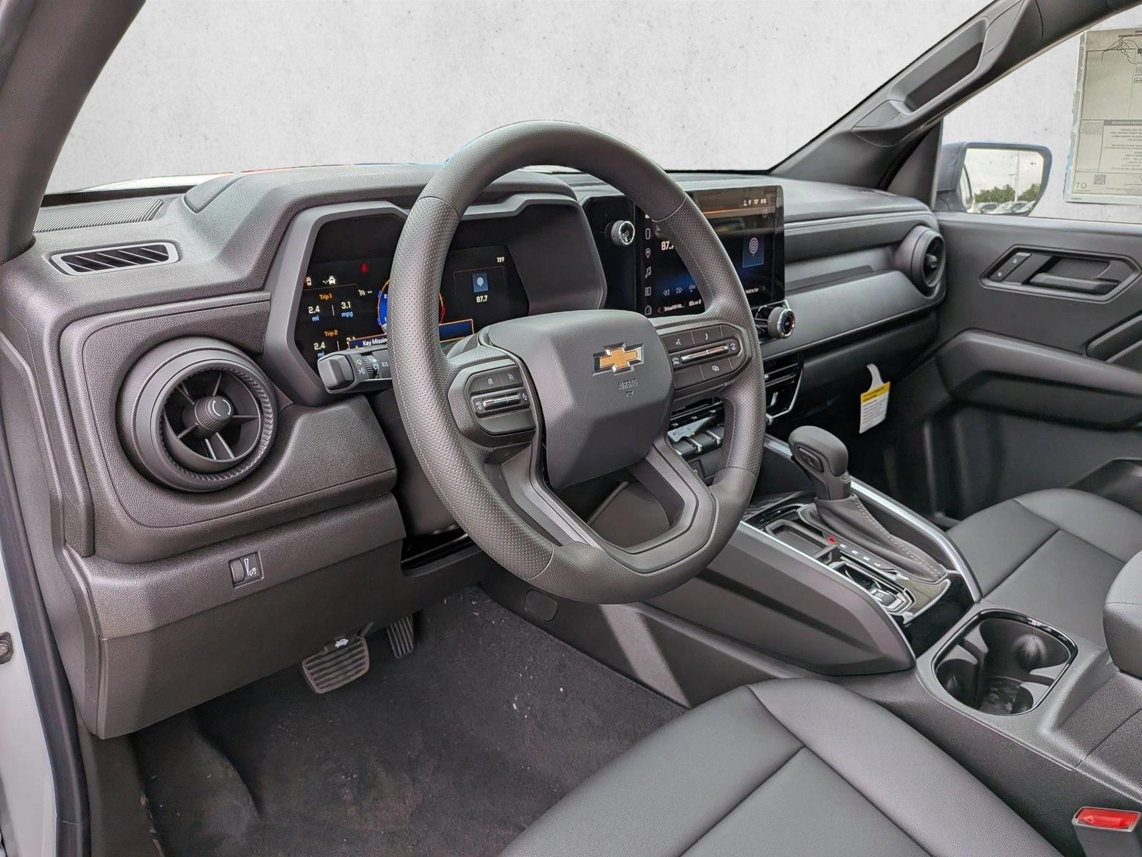 Thumbnail: 2026 Chevrolet Colorado - 3