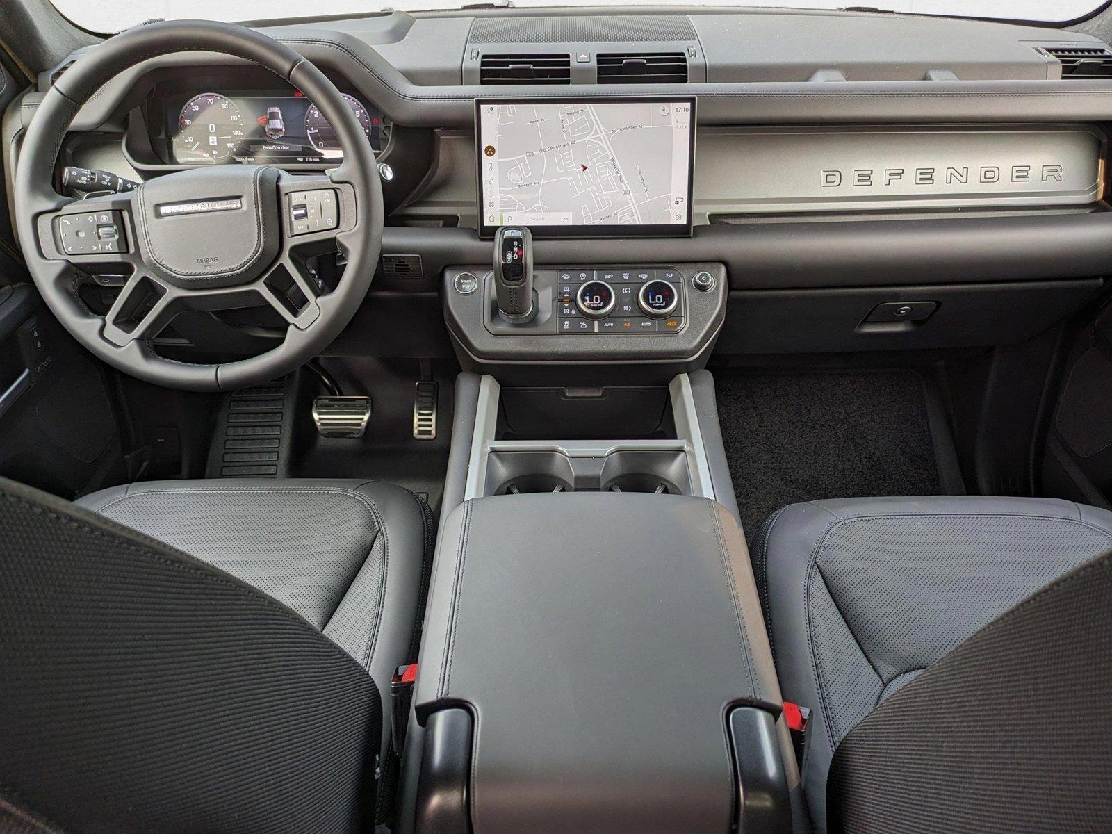 Thumbnail: 2025 Land Rover Defender - 3