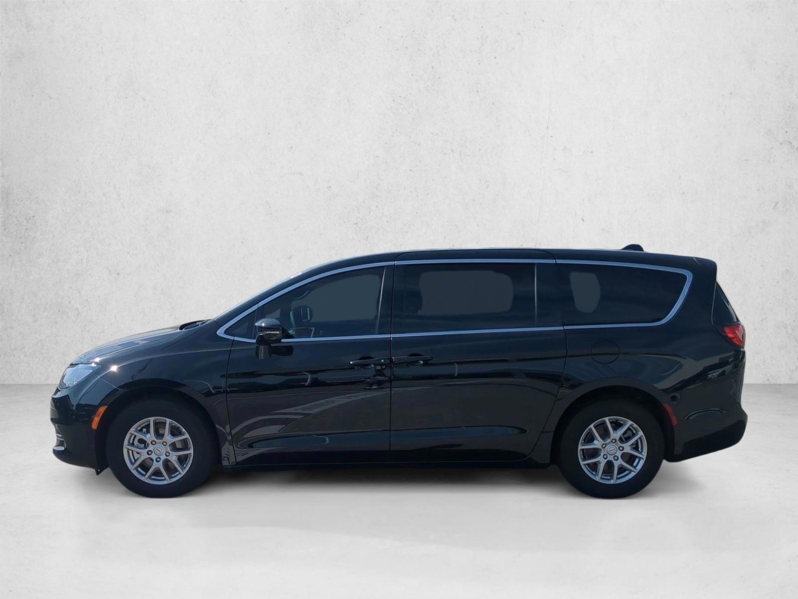 Thumbnail: 2026 Chrysler Voyager - 2