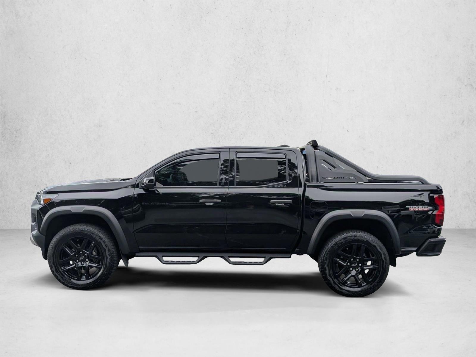Thumbnail: 2025 Chevrolet Colorado - 2