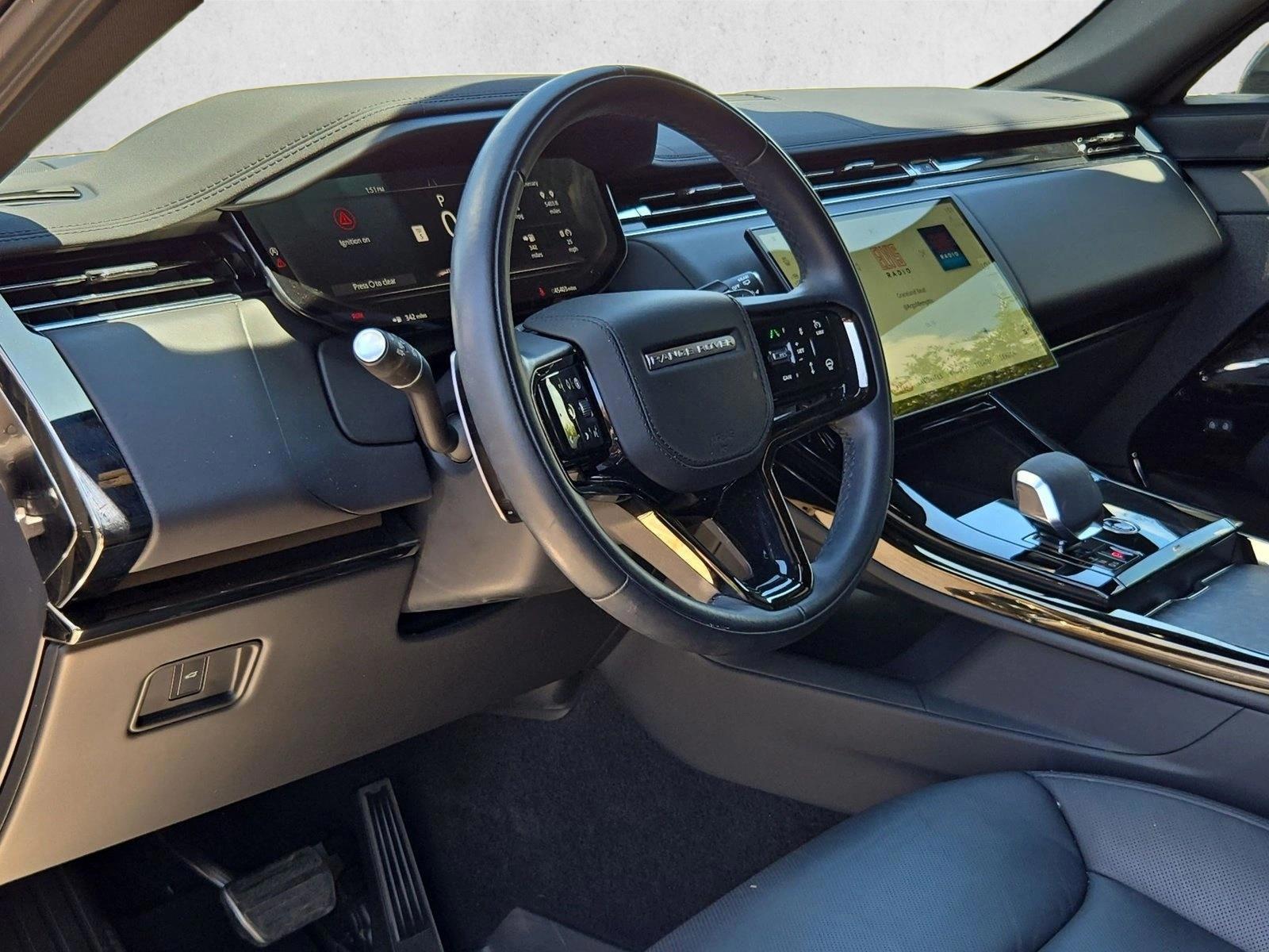 Thumbnail: 2024 Land Rover Range Rover Sport - 3