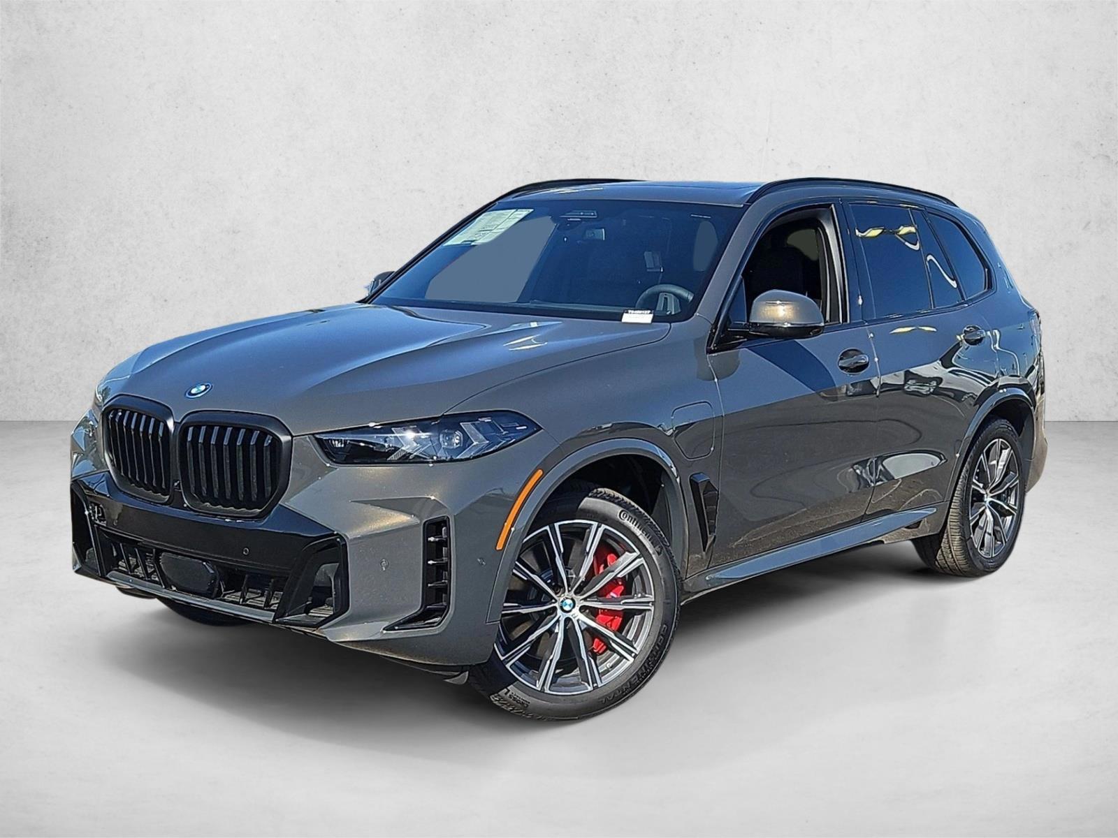 Thumbnail: 2026 BMW X5 - 1