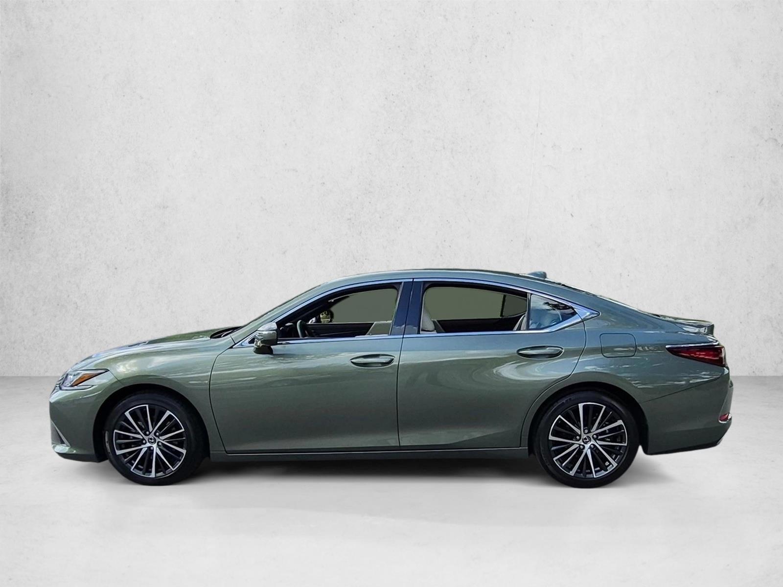 Thumbnail: 2024 Lexus ES - 2