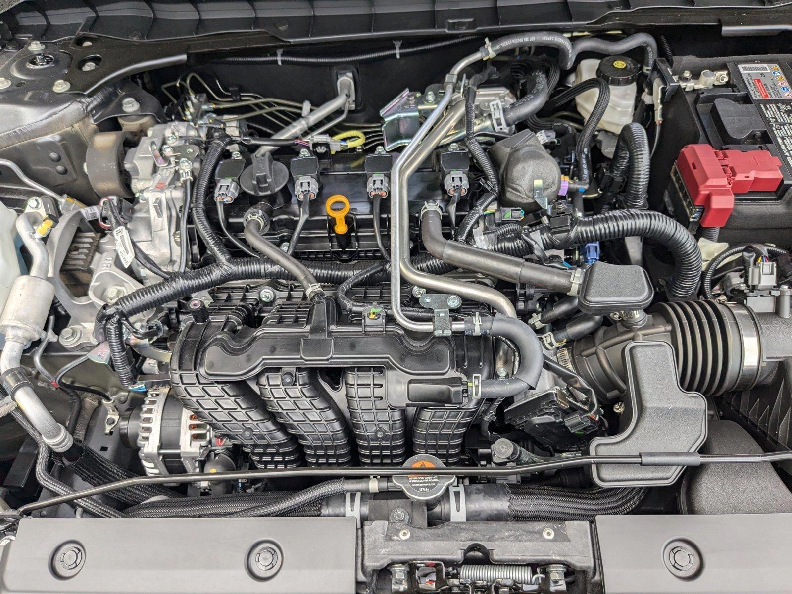 2025 Nissan Altima S - Photo 15