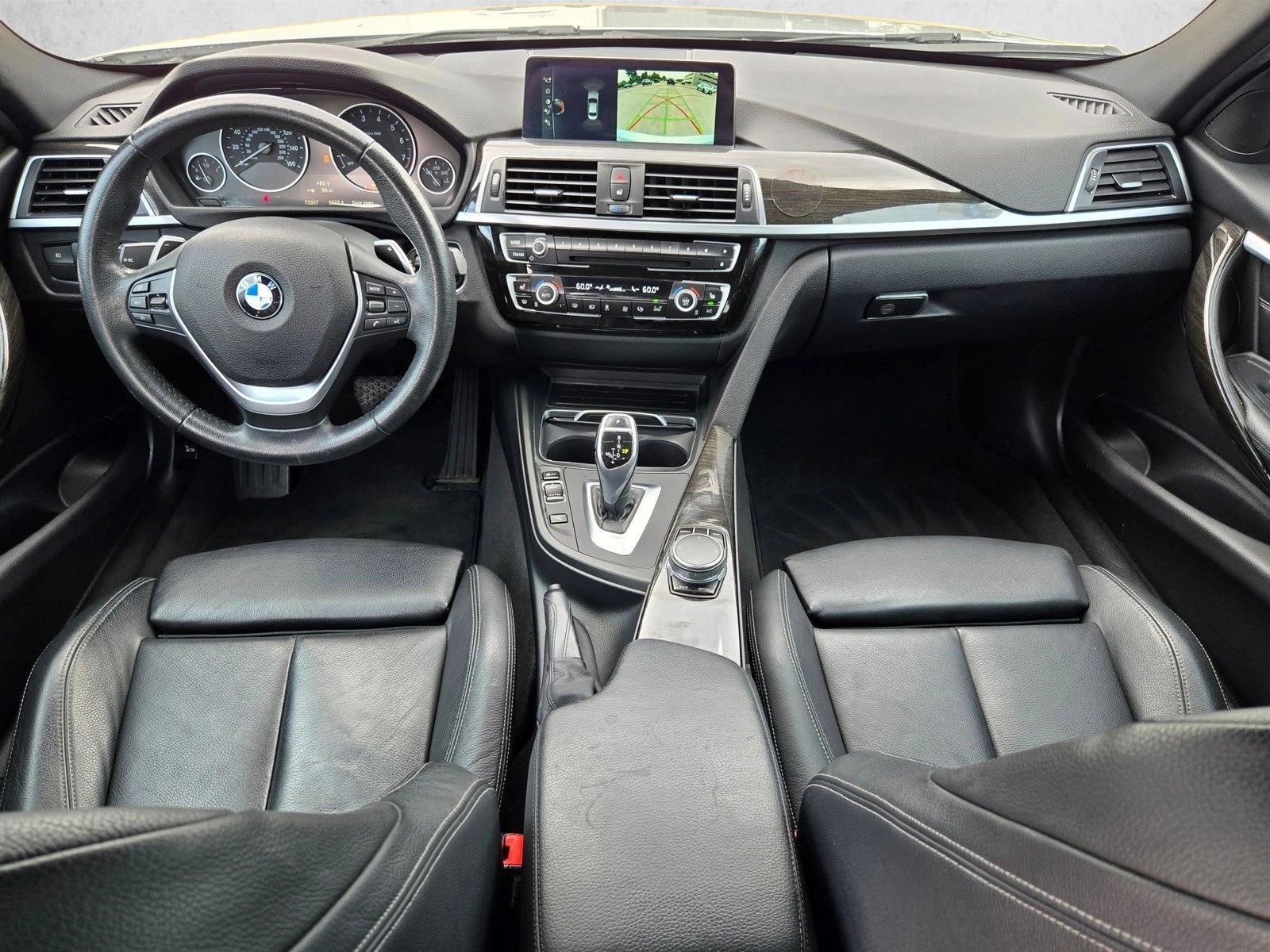 Thumbnail: 2017 BMW 3 Series - 3