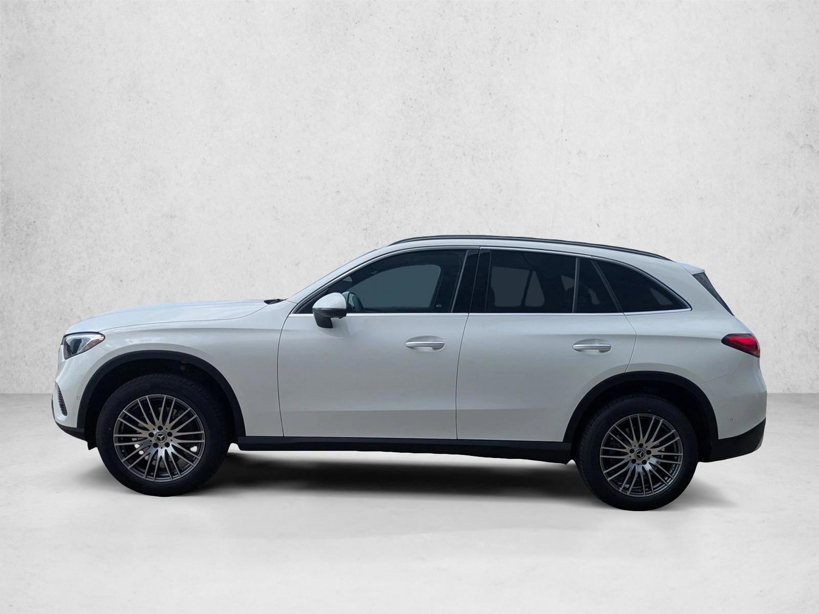 Thumbnail: 2026 Mercedes-Benz GLC - 2