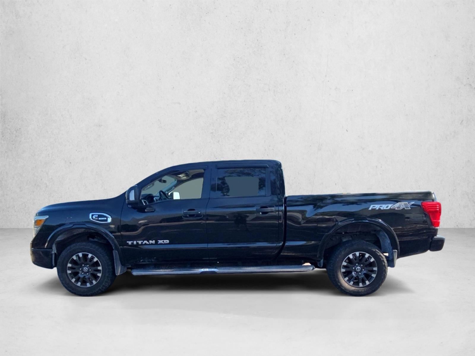 Thumbnail: 2016 Nissan Titan - 2