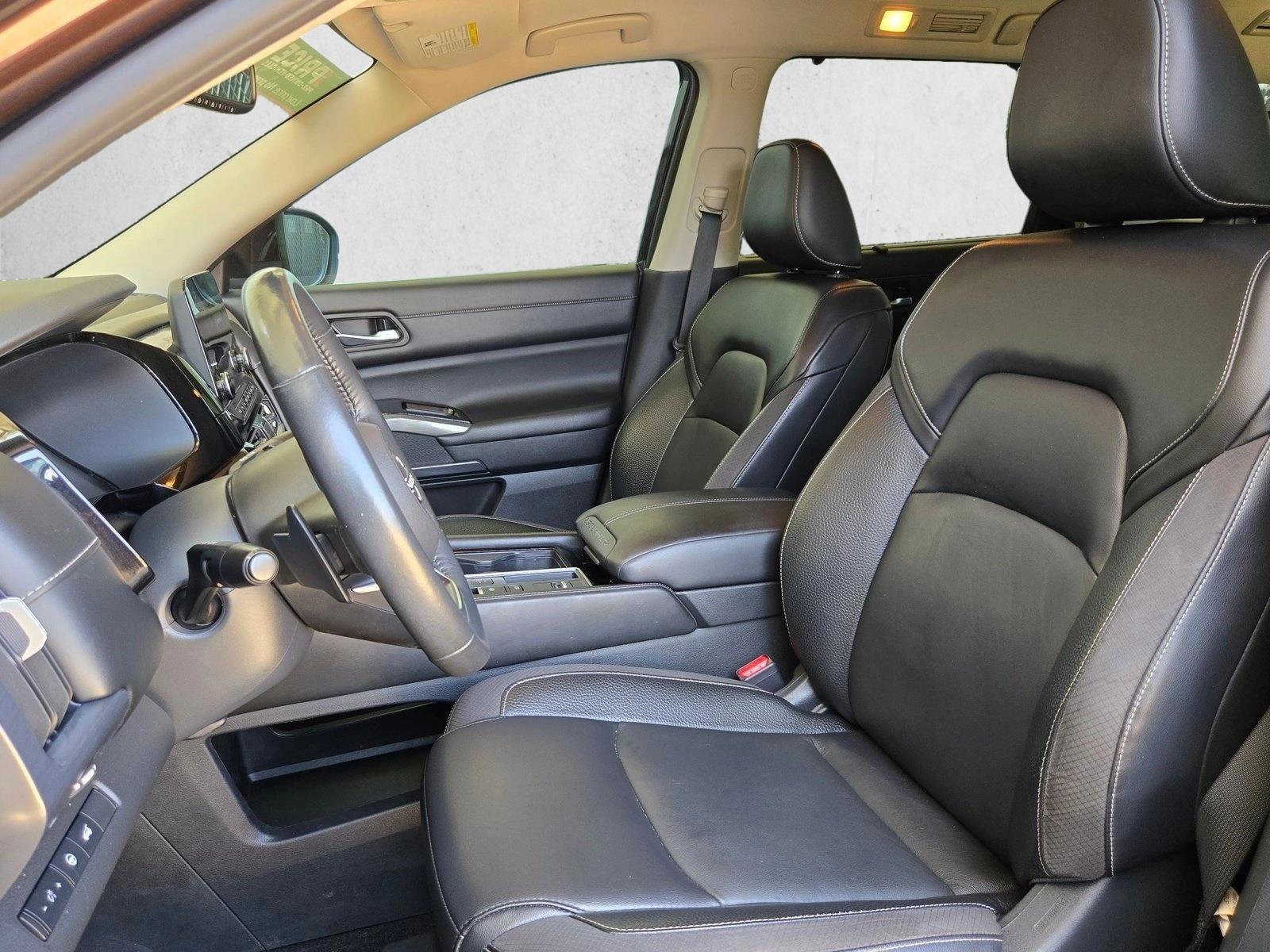 2022 Nissan Pathfinder SL - Photo 11
