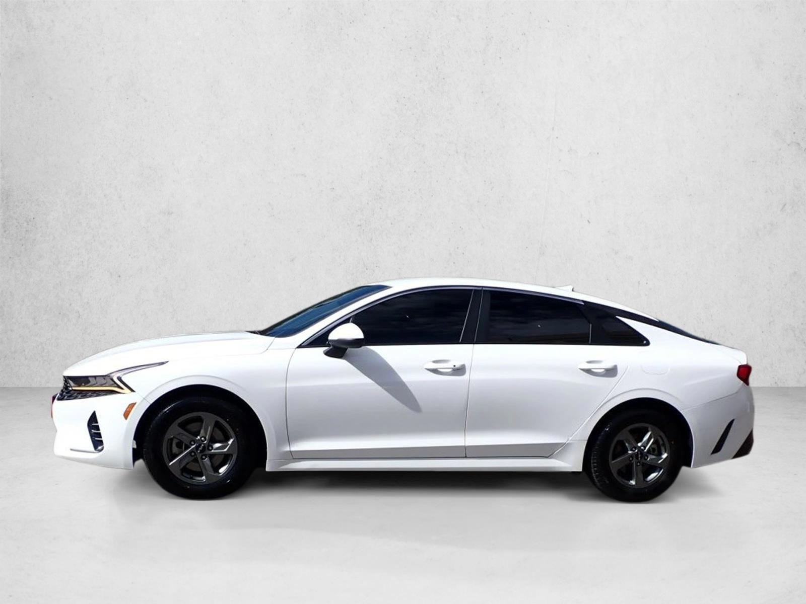 Thumbnail: 2023 Kia K5 - 2
