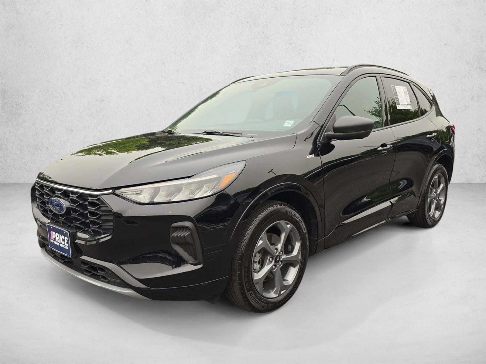 Thumbnail: 2023 Ford Escape - 1
