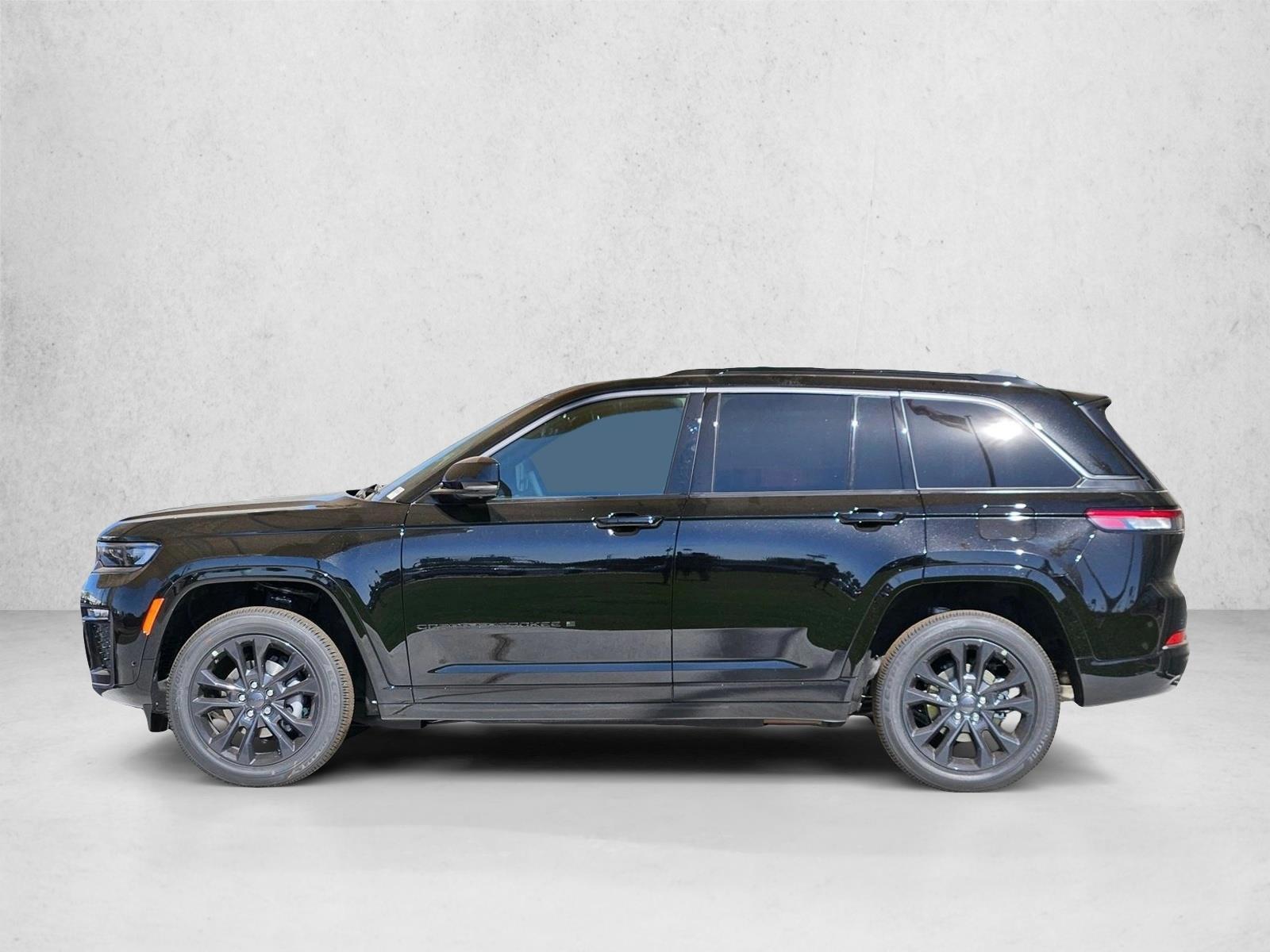 Thumbnail: 2026 Jeep Grand Cherokee - 2