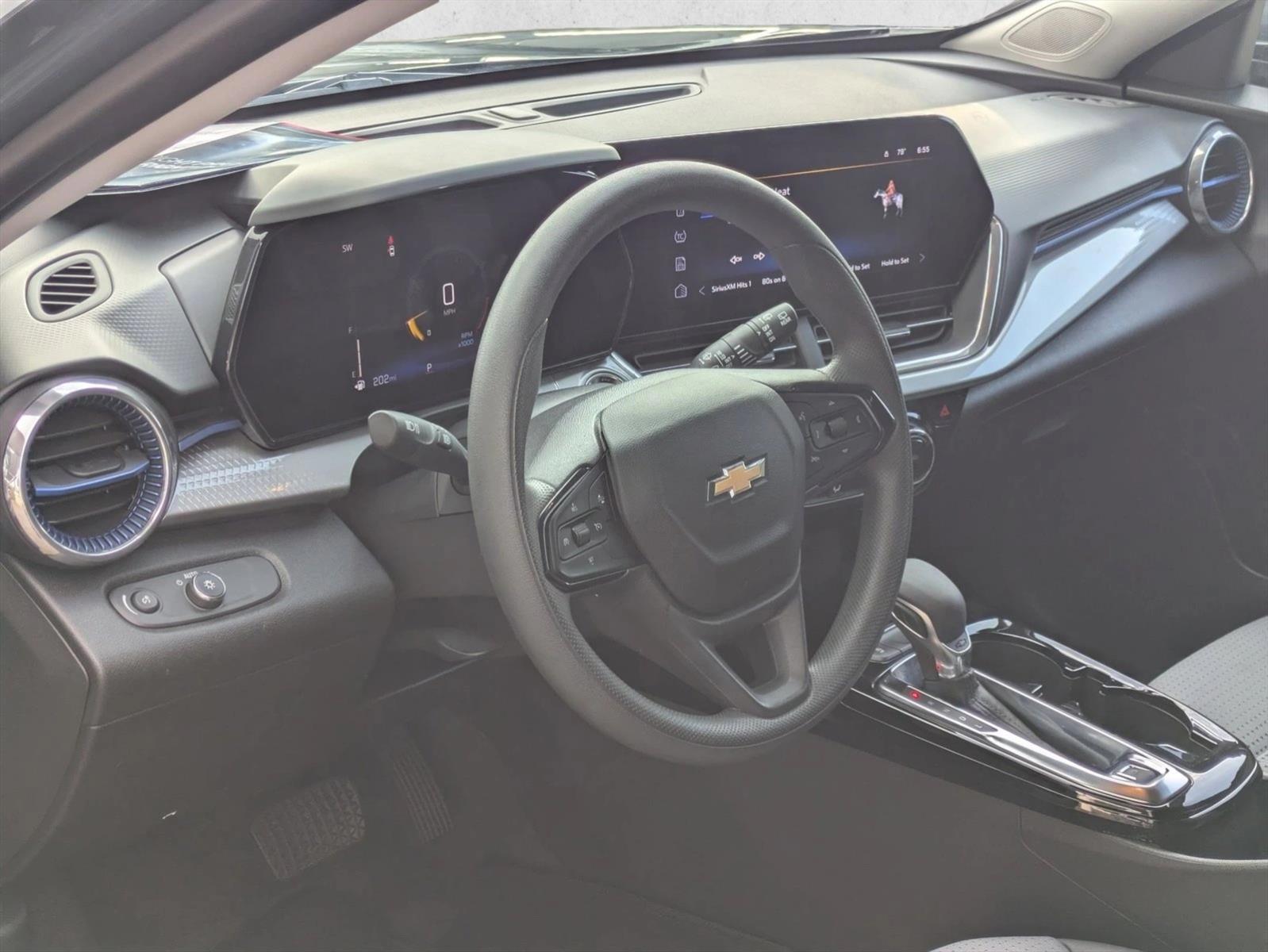 Thumbnail: 2025 Chevrolet Trax - 3