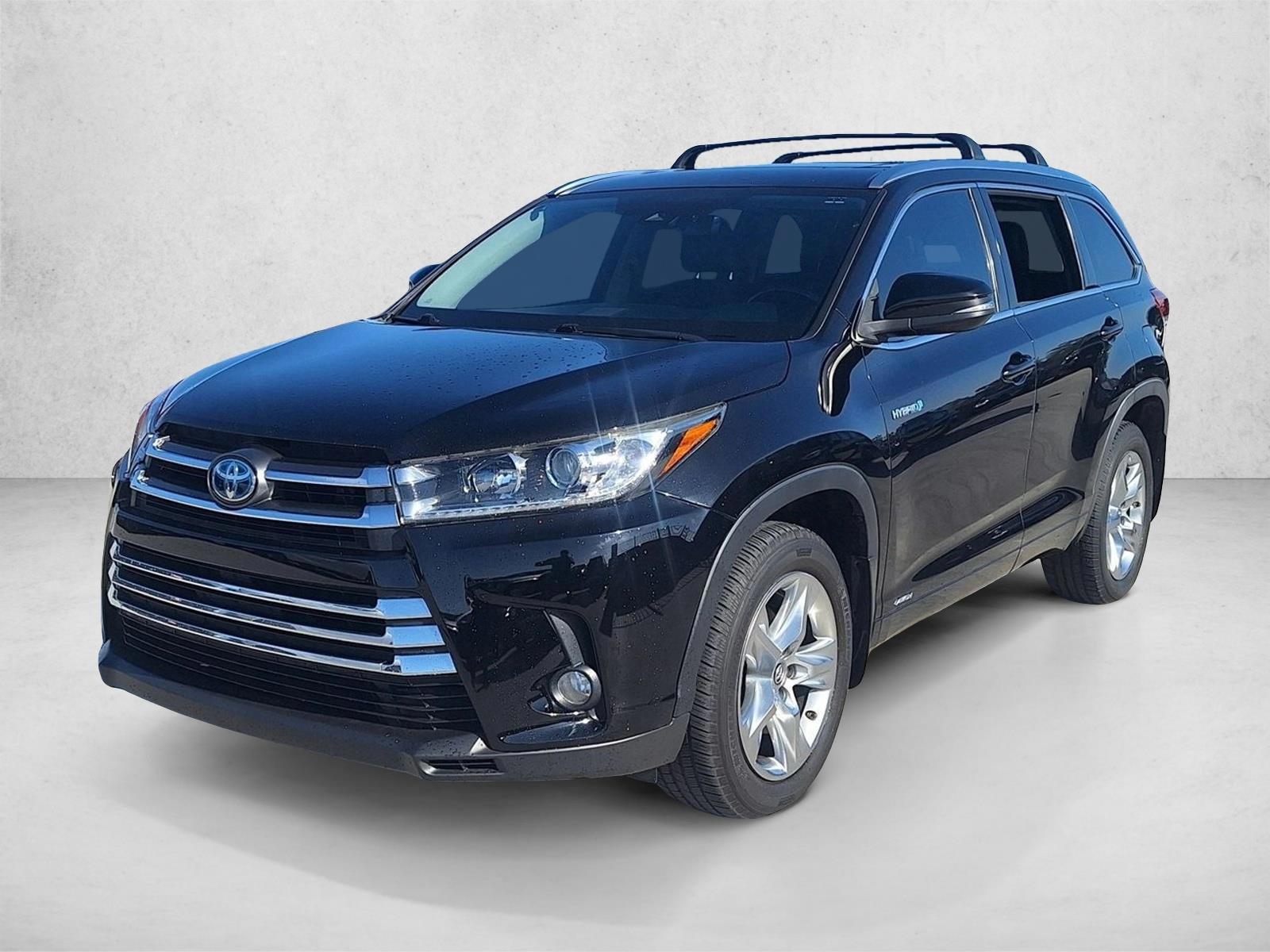 Thumbnail: 2017 Toyota Highlander - 1