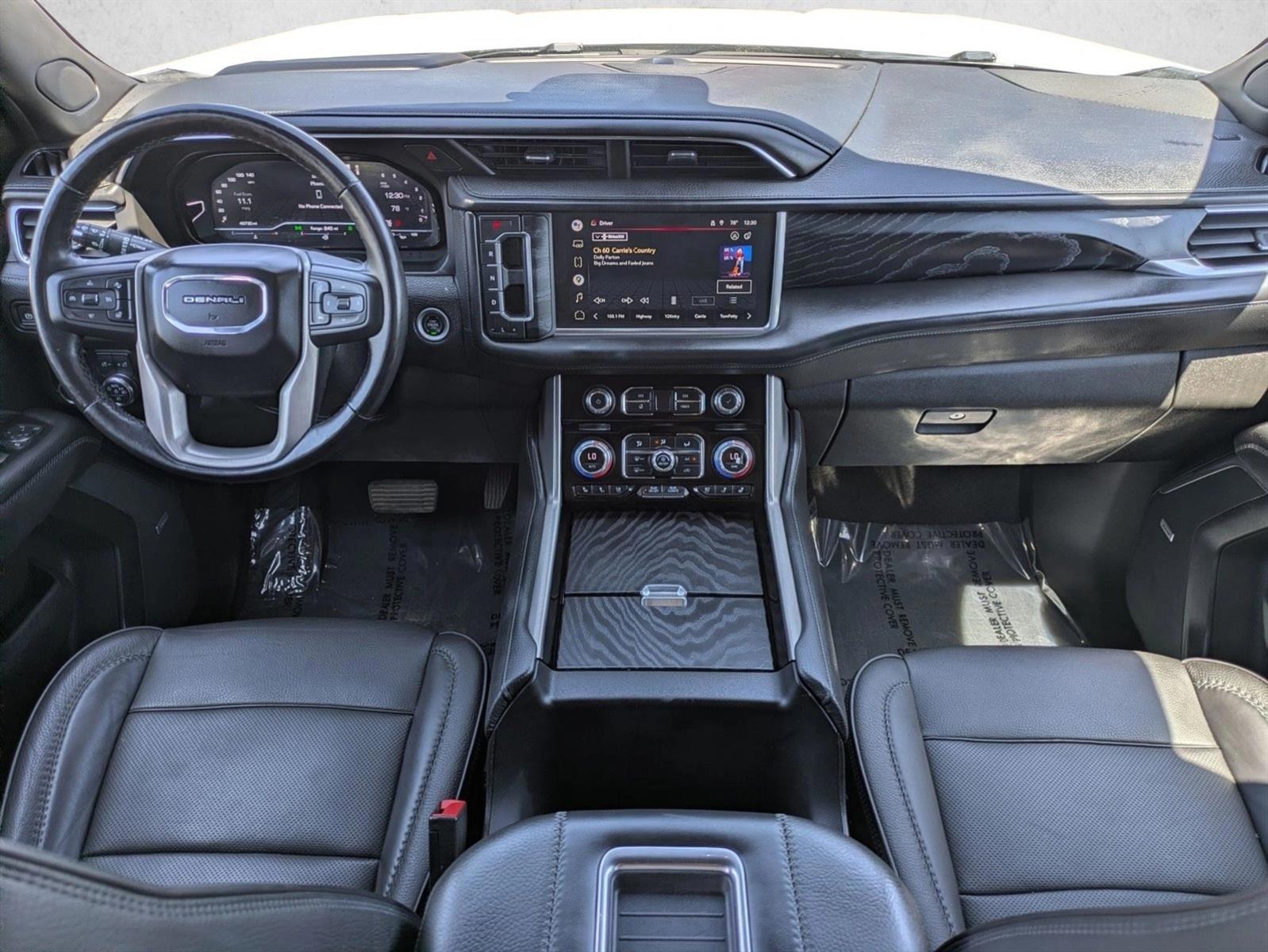 Thumbnail: 2022 GMC Yukon XL - 3