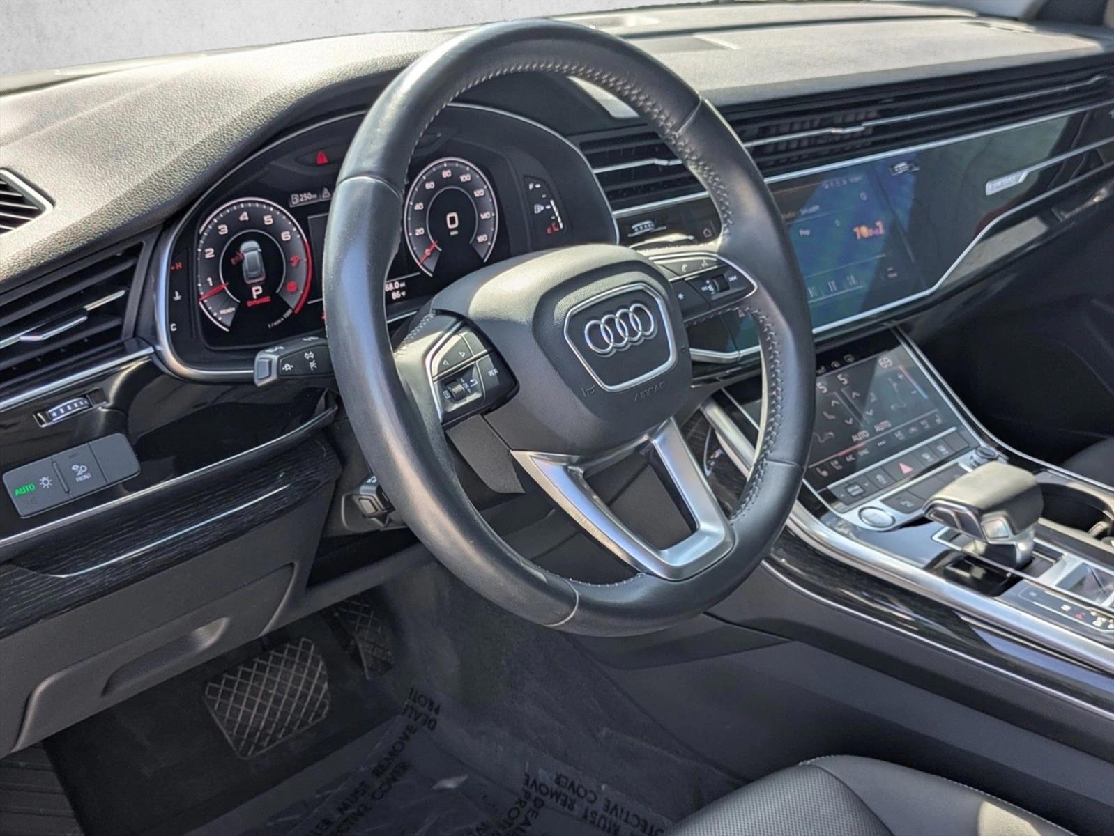 Thumbnail: 2019 Audi Q8 - 3