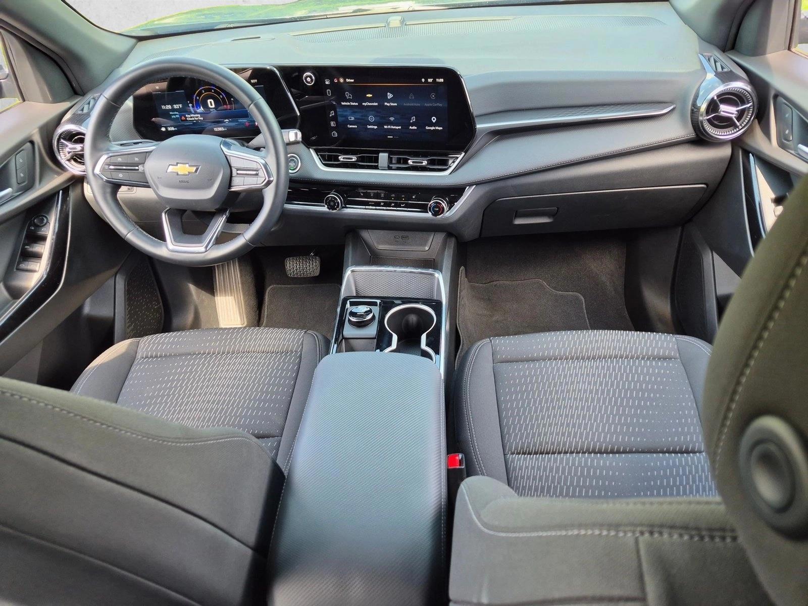 Thumbnail: 2026 Chevrolet Equinox - 3