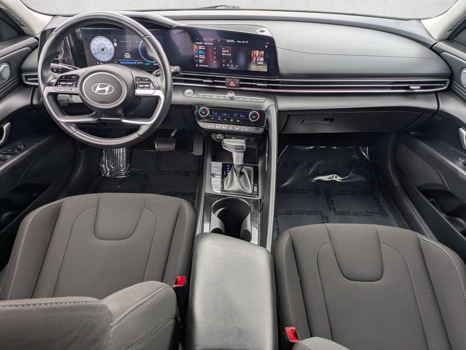 Thumbnail: 2024 Hyundai Elantra - 3