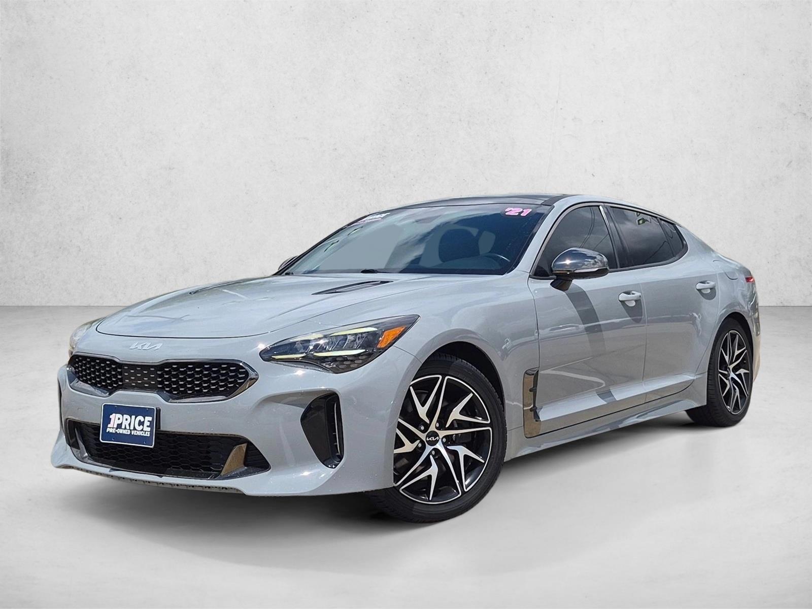 Thumbnail: 2022 Kia Stinger - 1