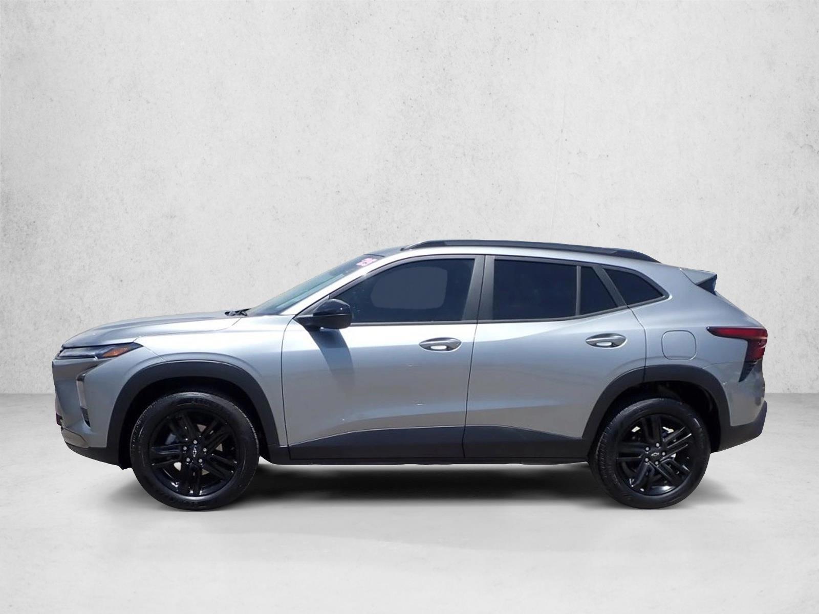 Thumbnail: 2025 Chevrolet Trax - 2