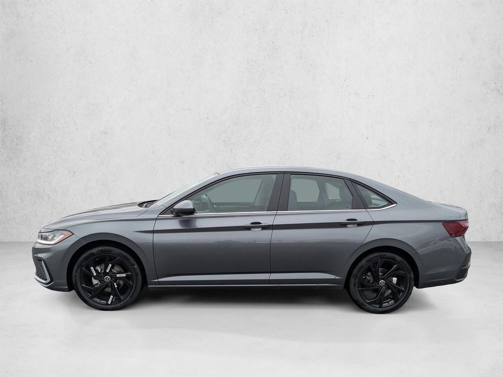 Thumbnail: 2025 Volkswagen Jetta - 2