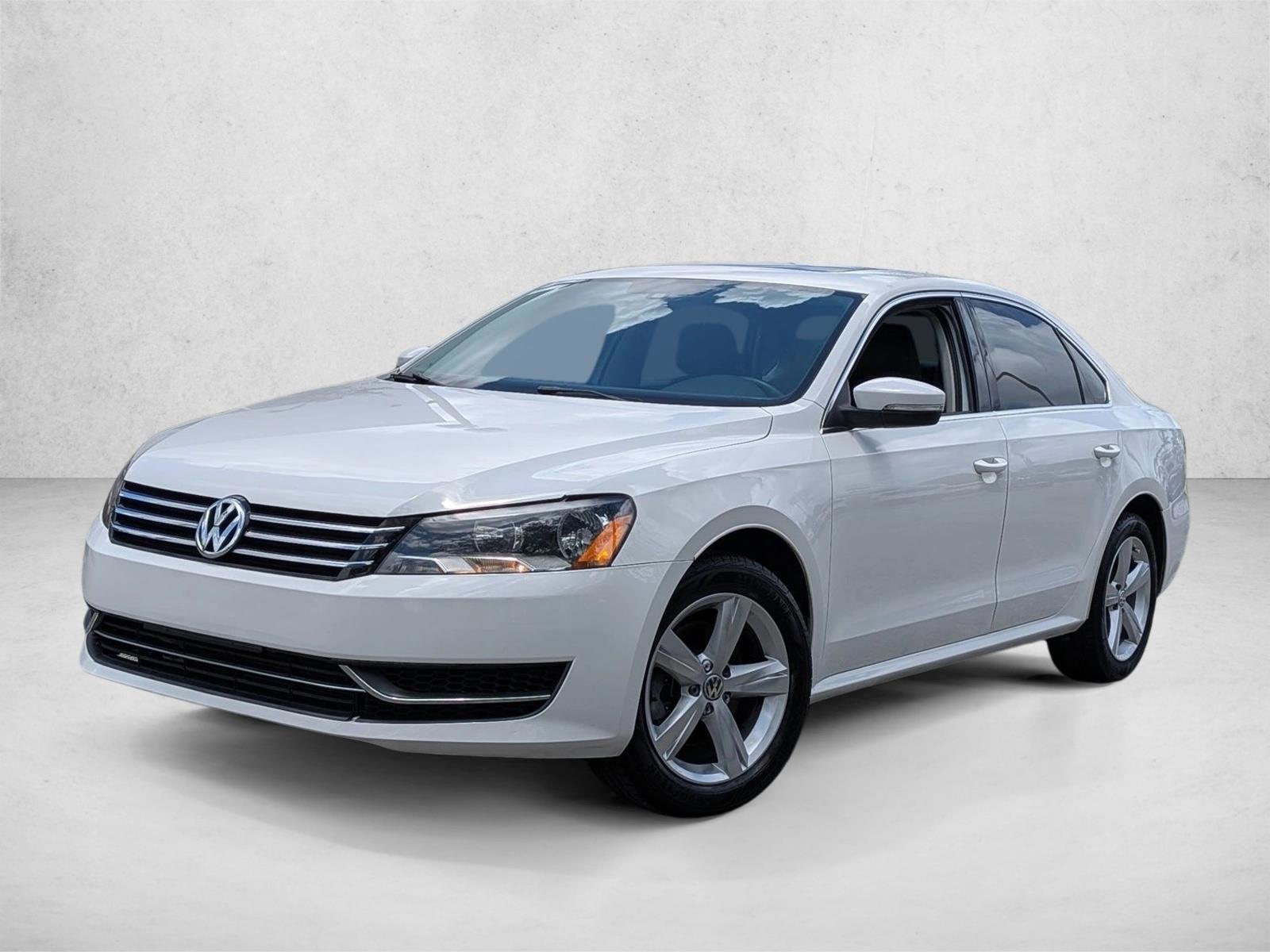 Thumbnail: 2013 Volkswagen Passat - 1