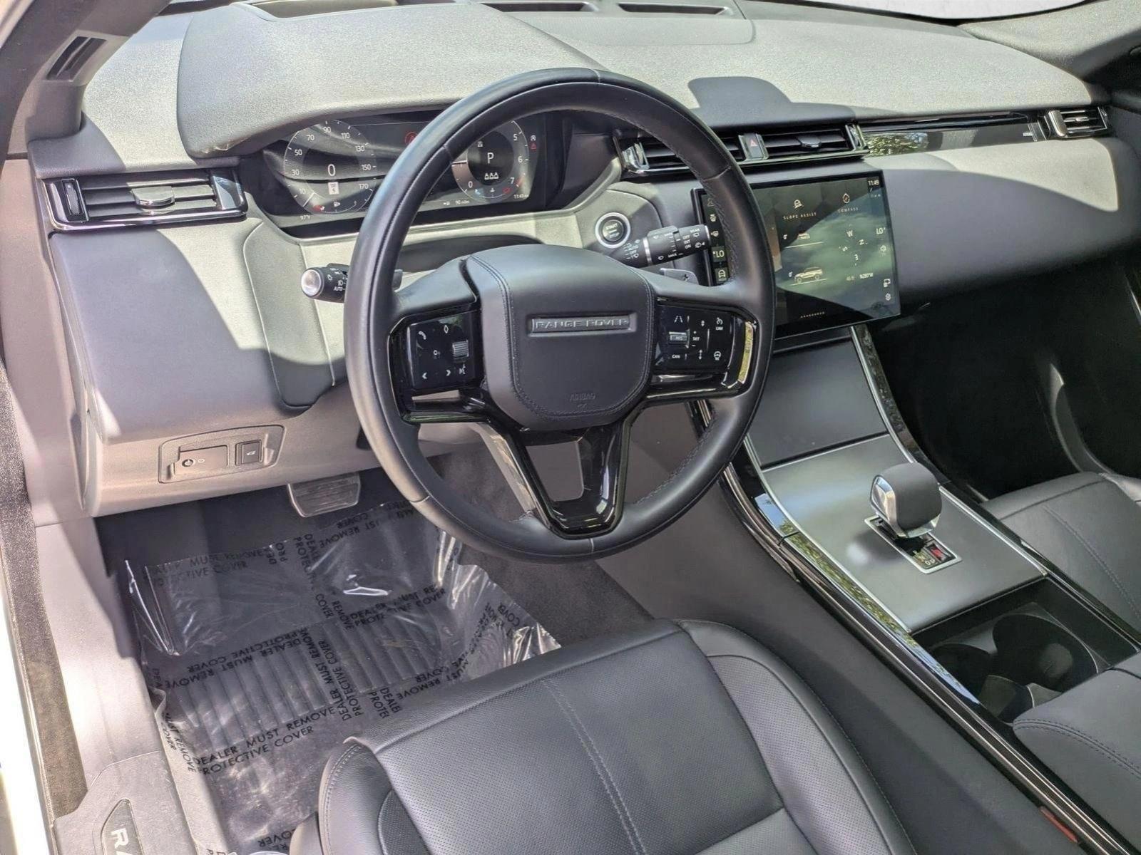 Thumbnail: 2024 Land Rover Range Rover Velar - 4