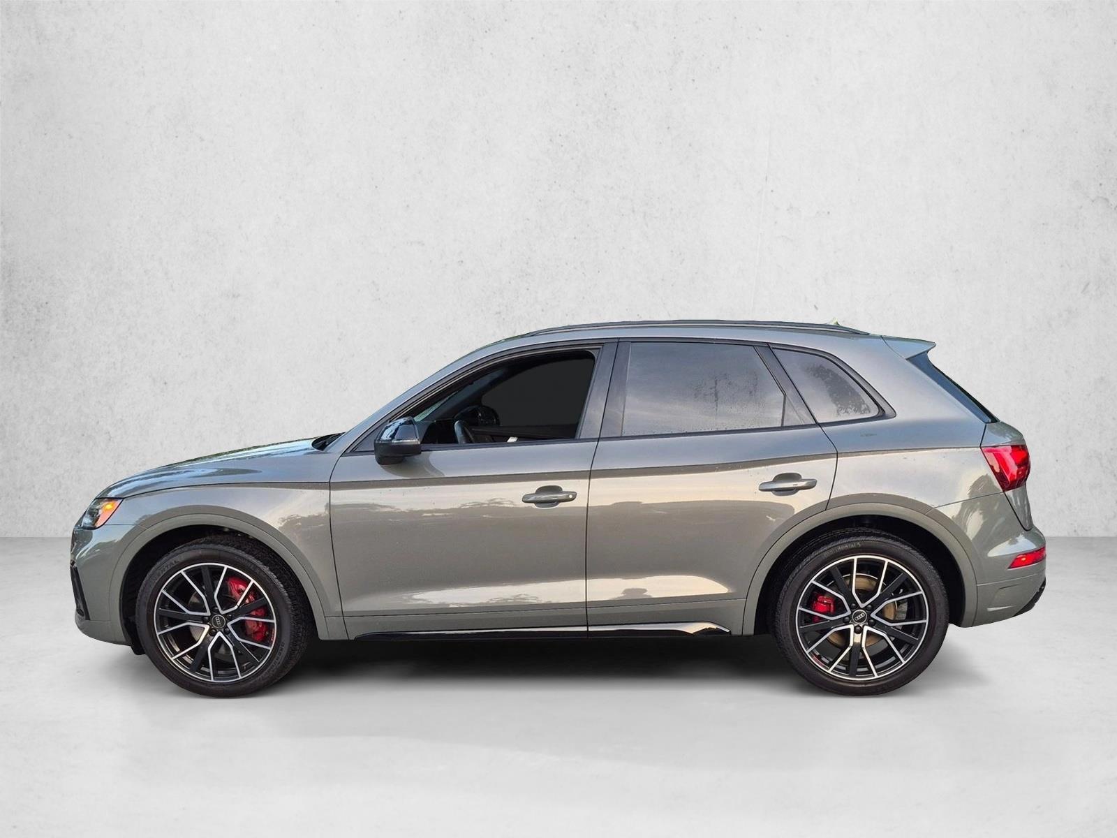 Thumbnail: 2023 Audi SQ5 - 2