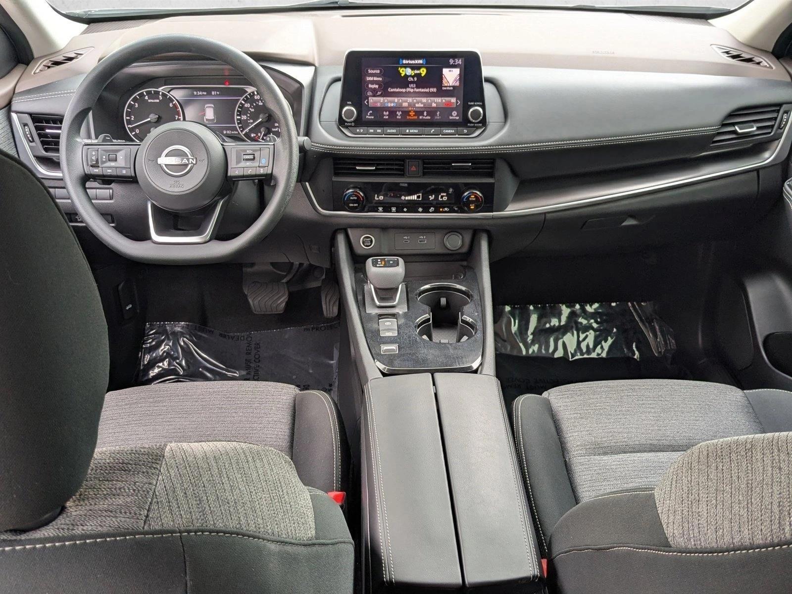 Thumbnail: 2023 Nissan Rogue - 4