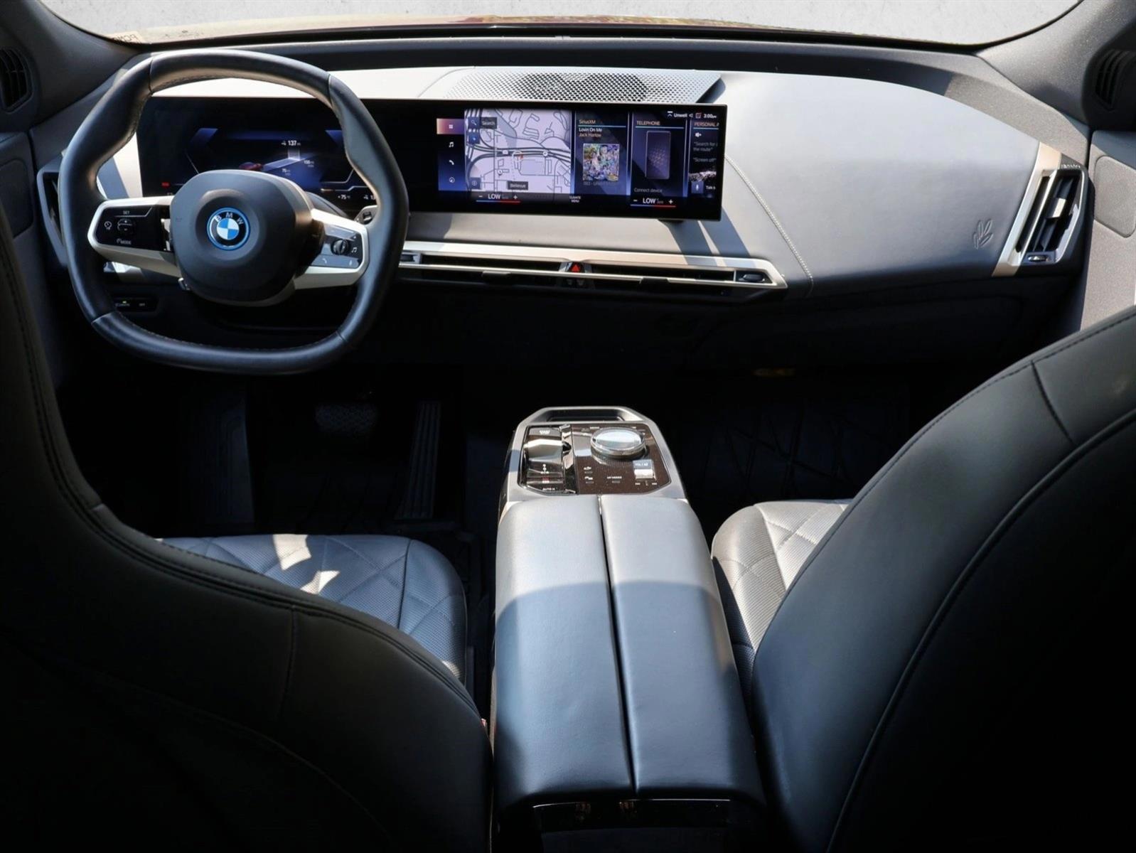 Thumbnail: 2023 BMW iX - 4