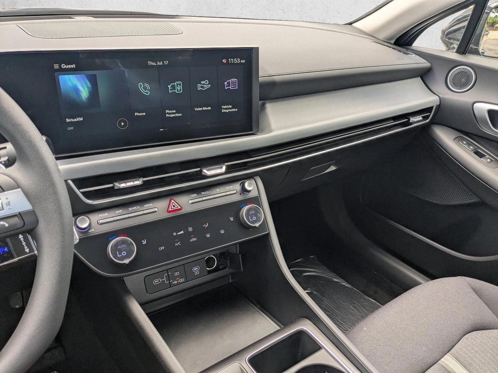2025 Hyundai Sonata SEL - Photo 10