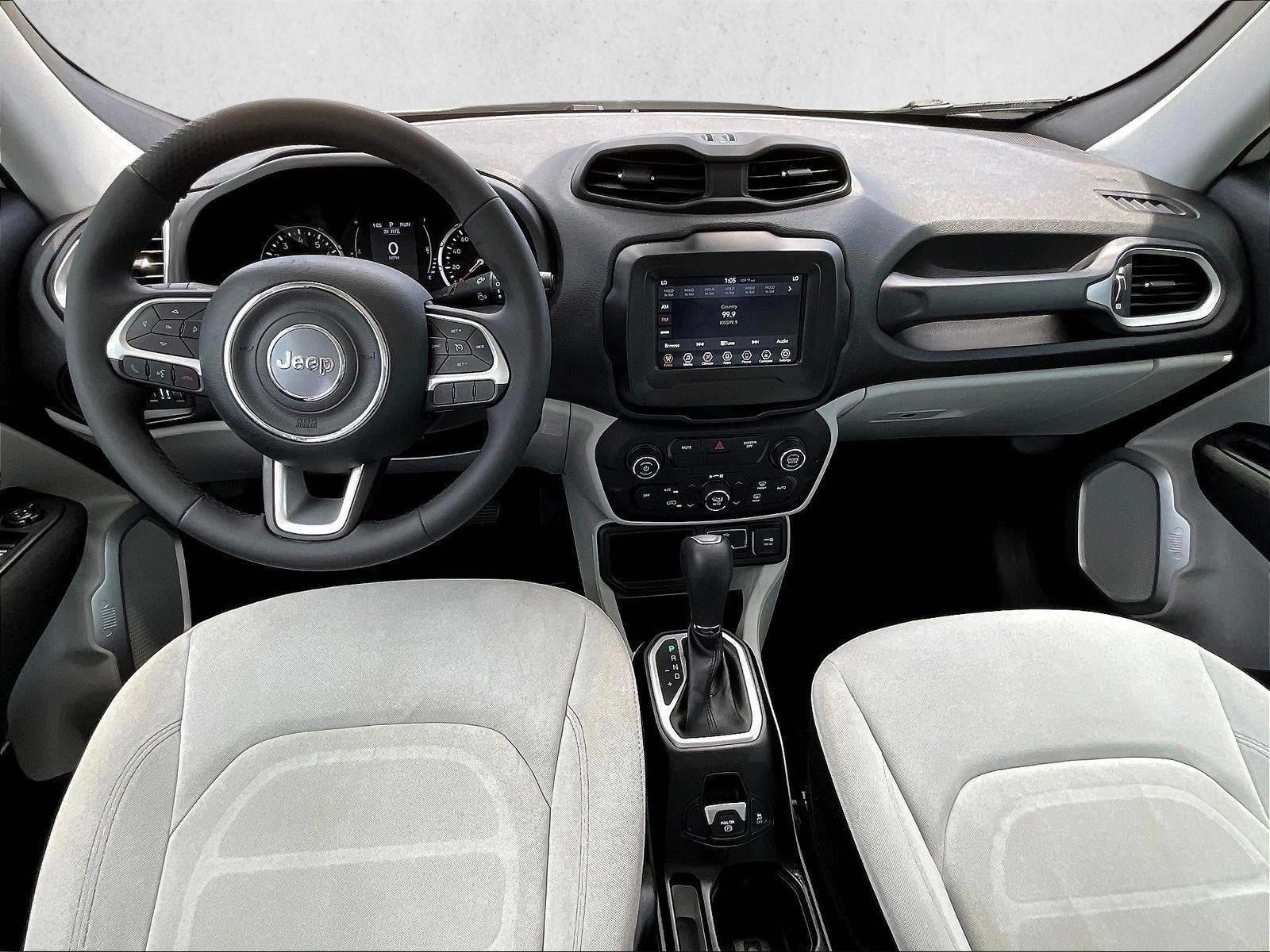 Thumbnail: 2018 Jeep Renegade - 4