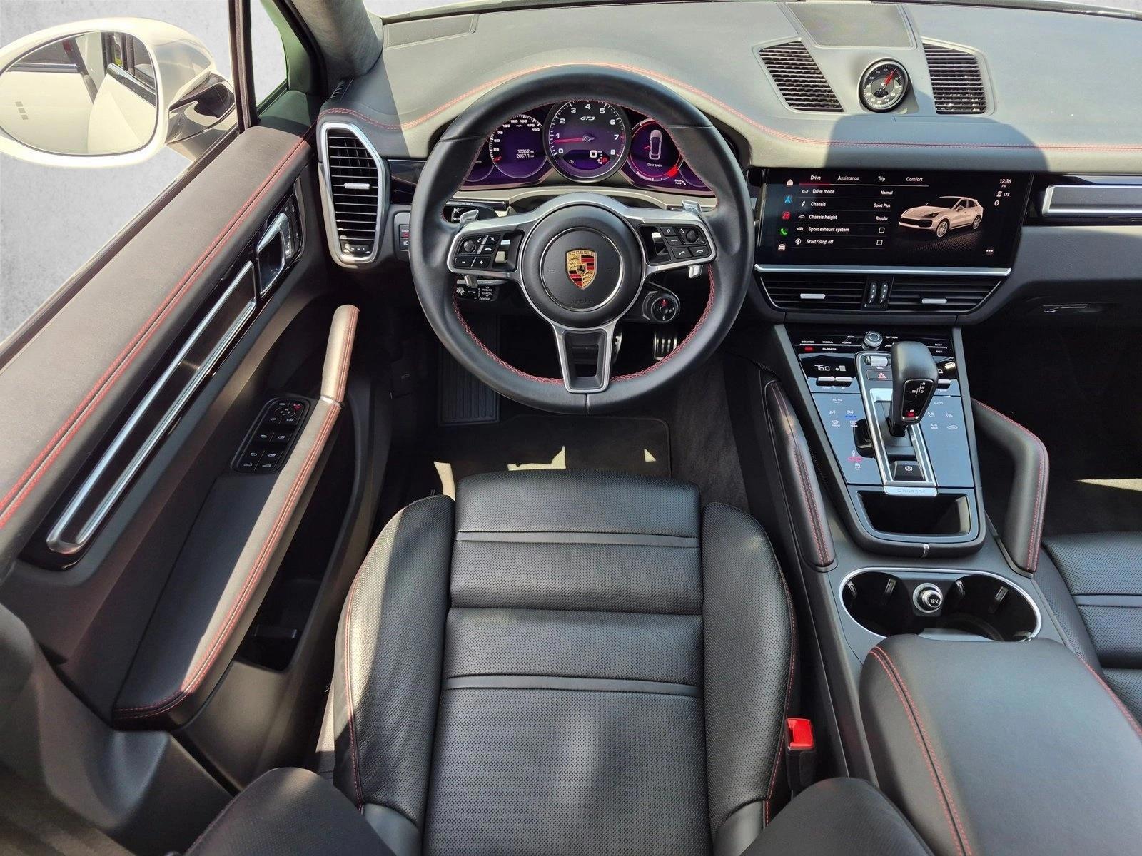 Thumbnail: 2023 Porsche Cayenne - 4
