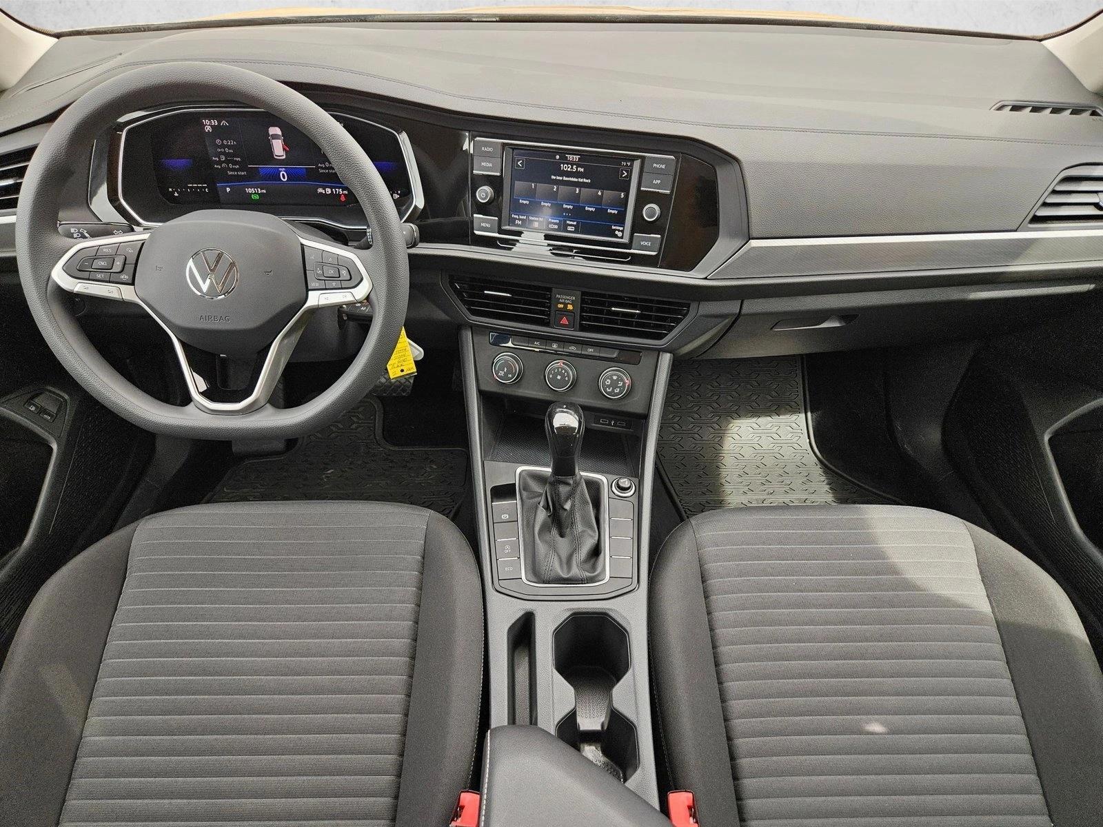 Thumbnail: 2022 Volkswagen Jetta - 3