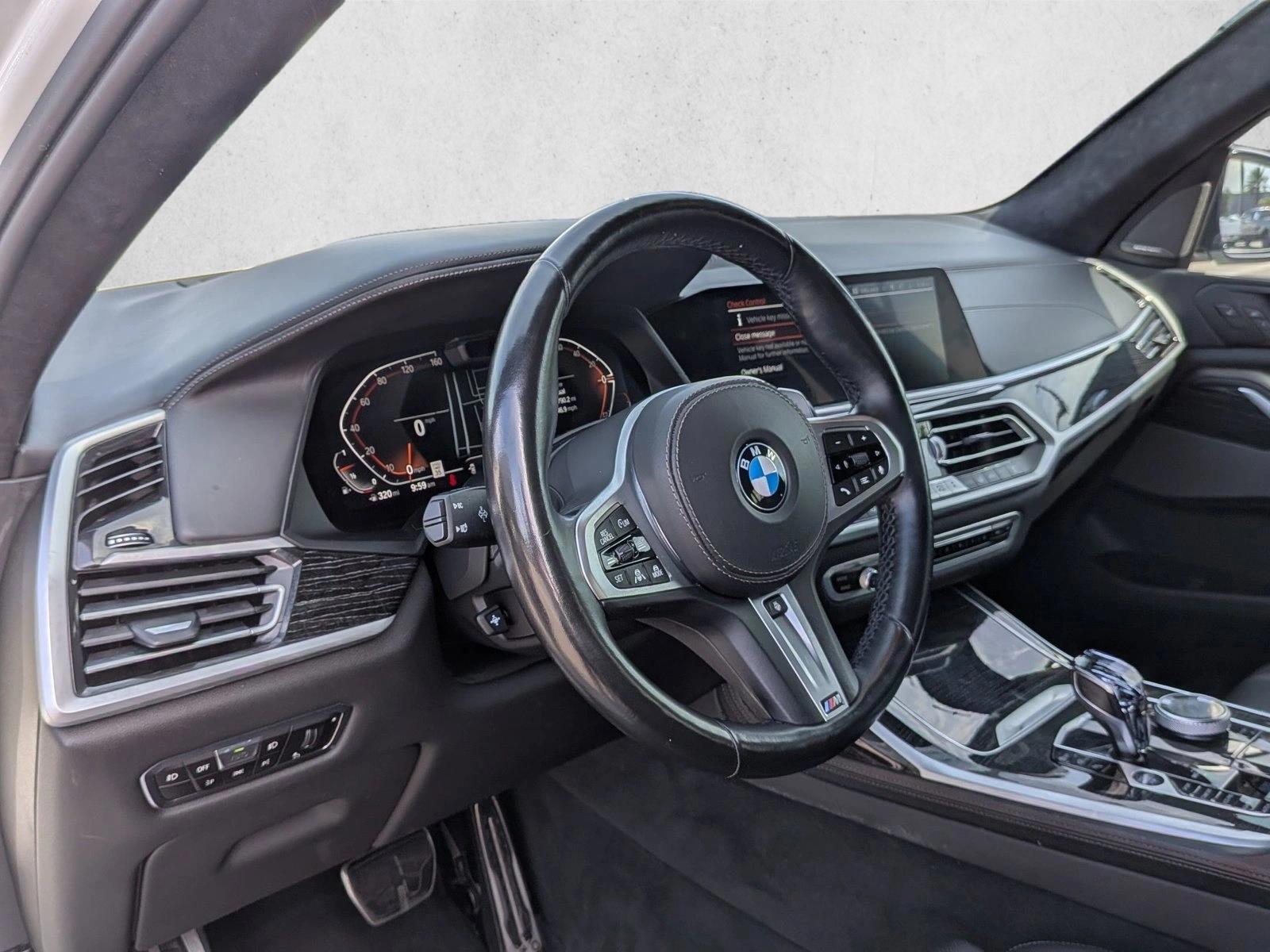 Thumbnail: 2021 BMW X7 - 3