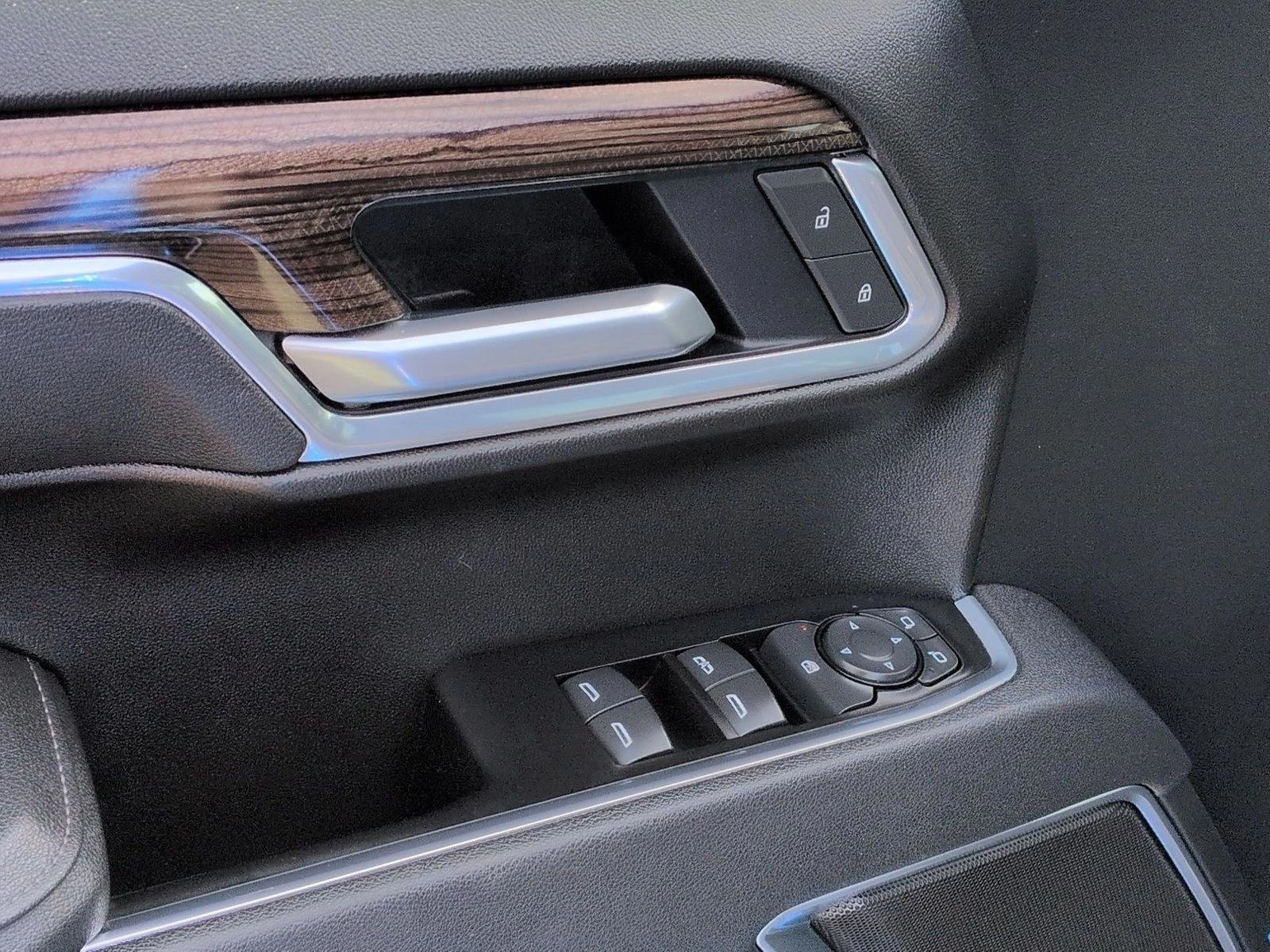 2025 Chevrolet Silverado 1500 LT - Photo 12