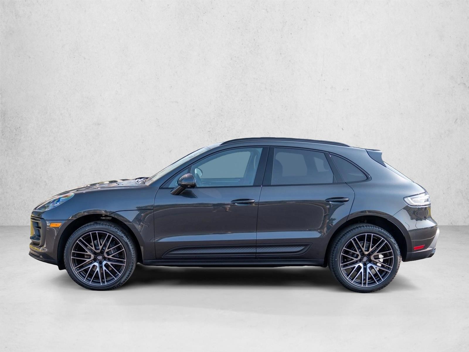 Thumbnail: 2026 Porsche Macan - 2