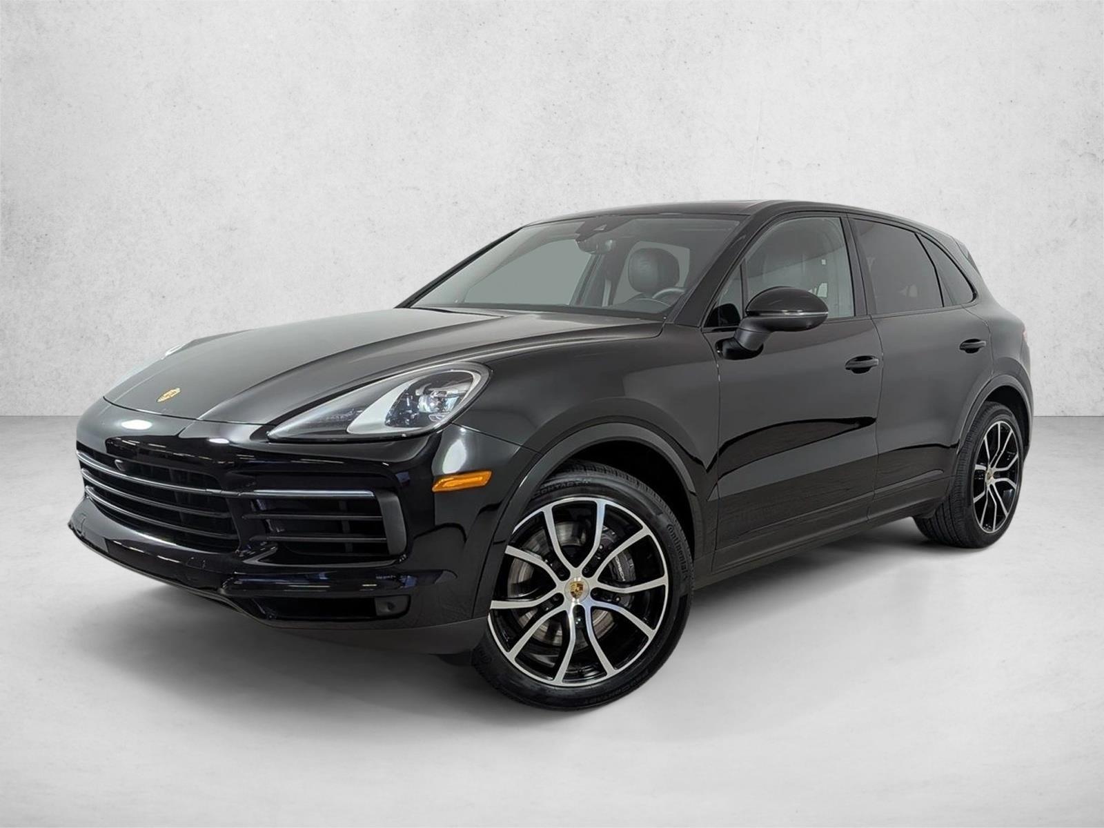 2023 Porsche Cayenne Platinum Edition's photo