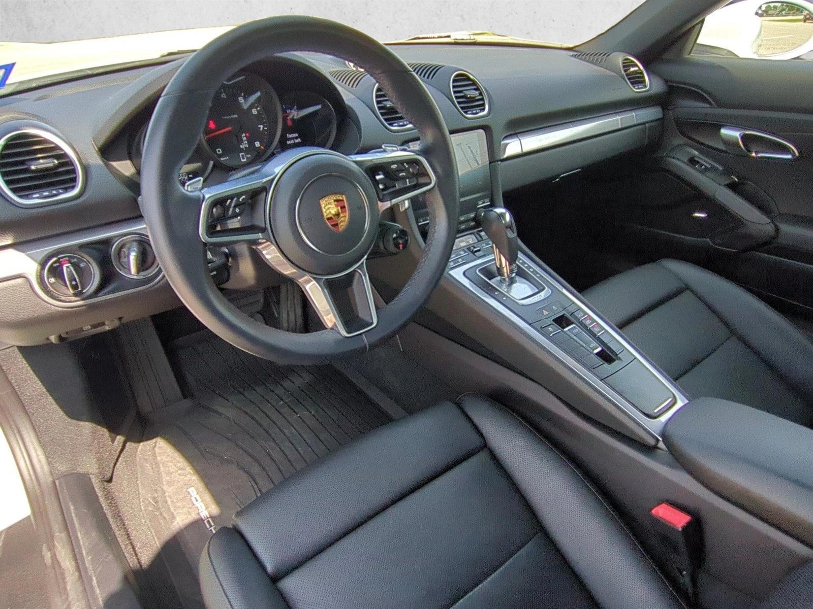 Thumbnail: 2025 Porsche 718 Boxster - 4